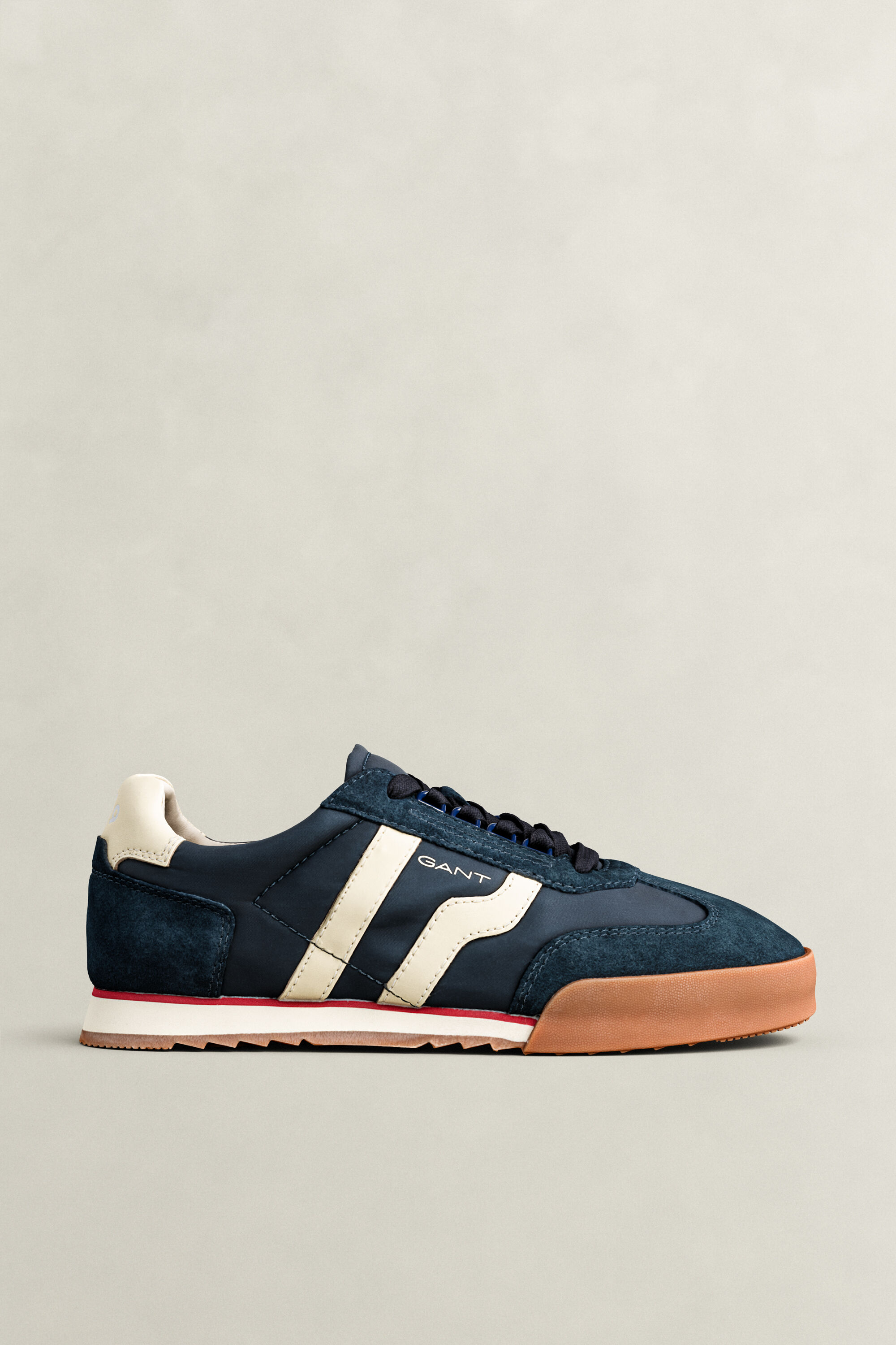 Sneakers Baylle in camoscio