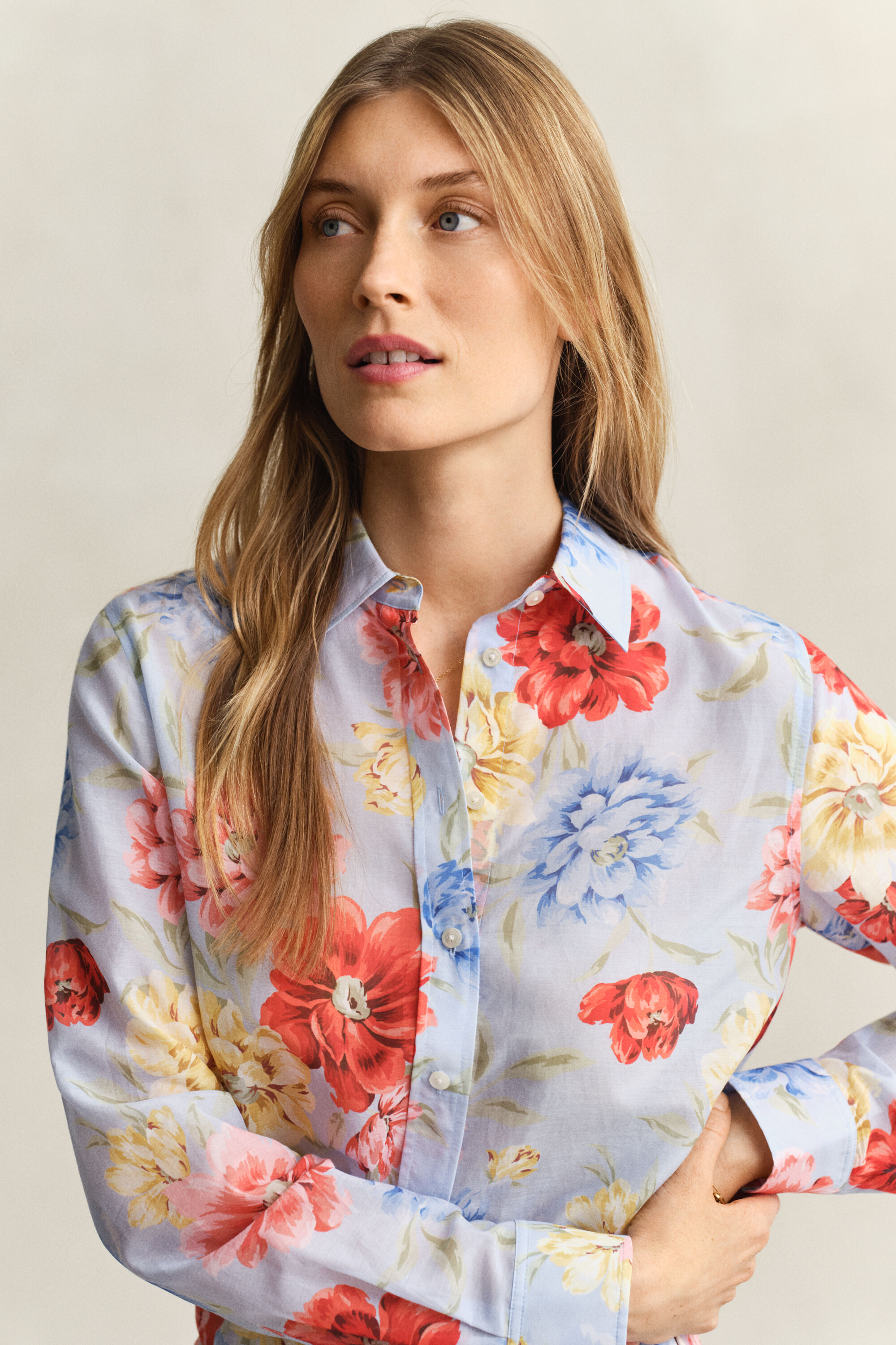 Camicia in misto seta e cotone a fiori