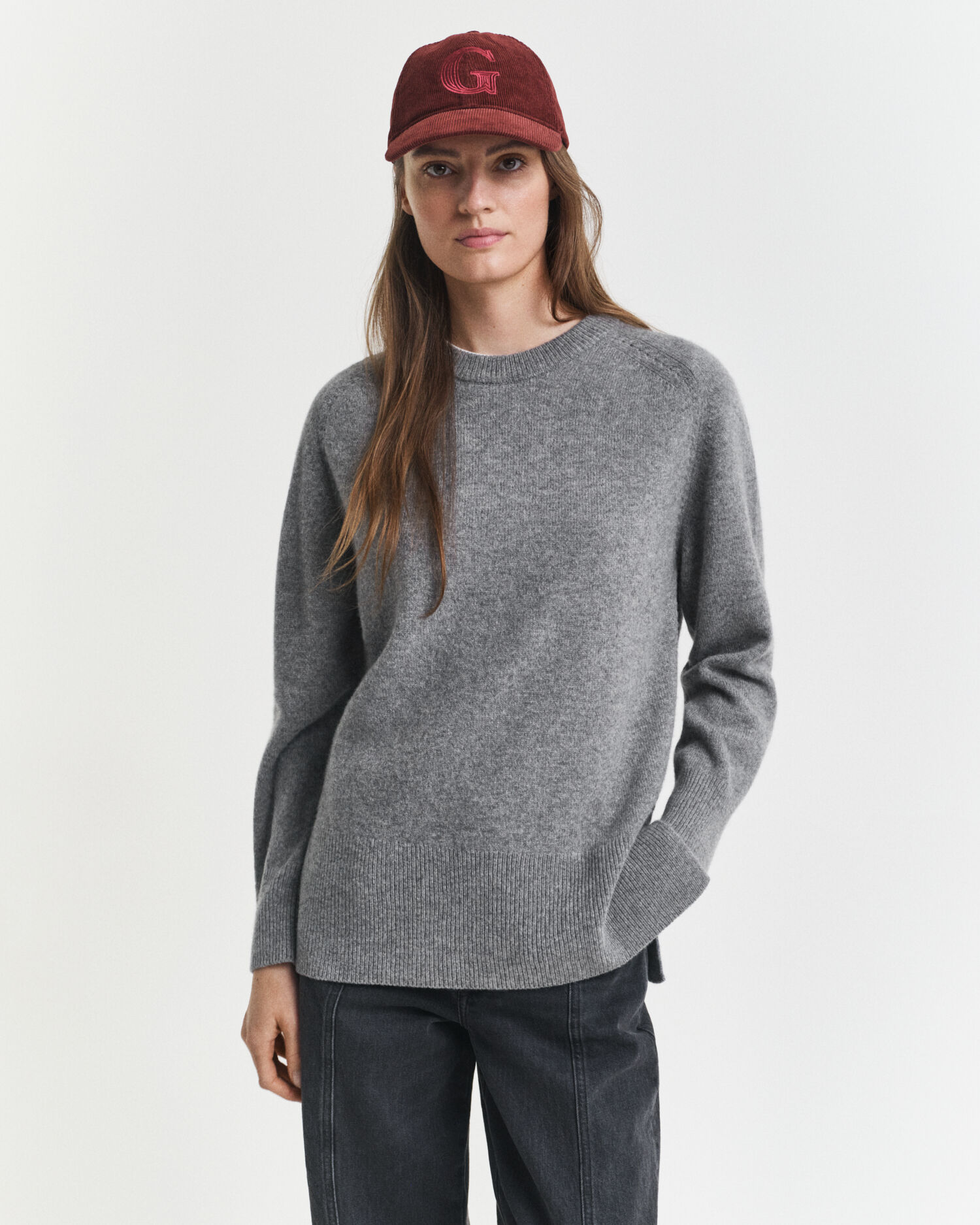 Maglia girocollo in morbida lana misto cashmere