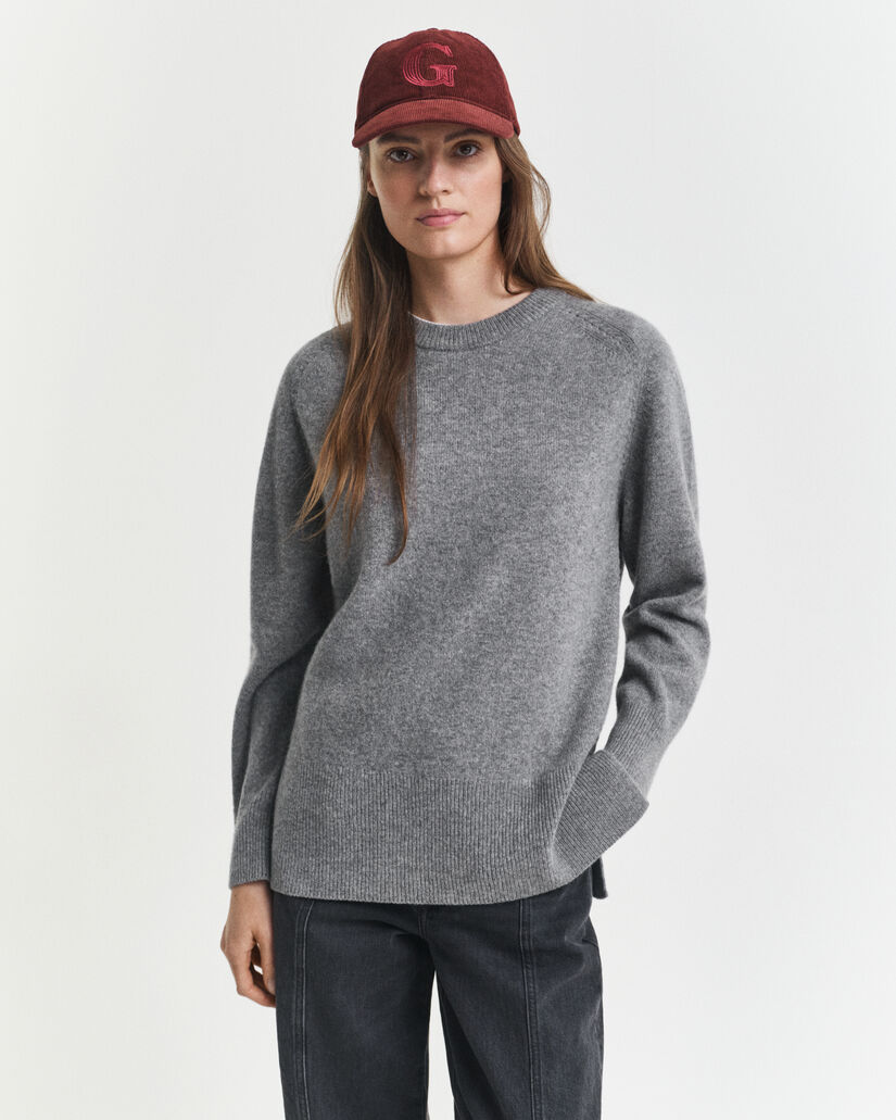 Maglia girocollo in morbida lana misto cashmere