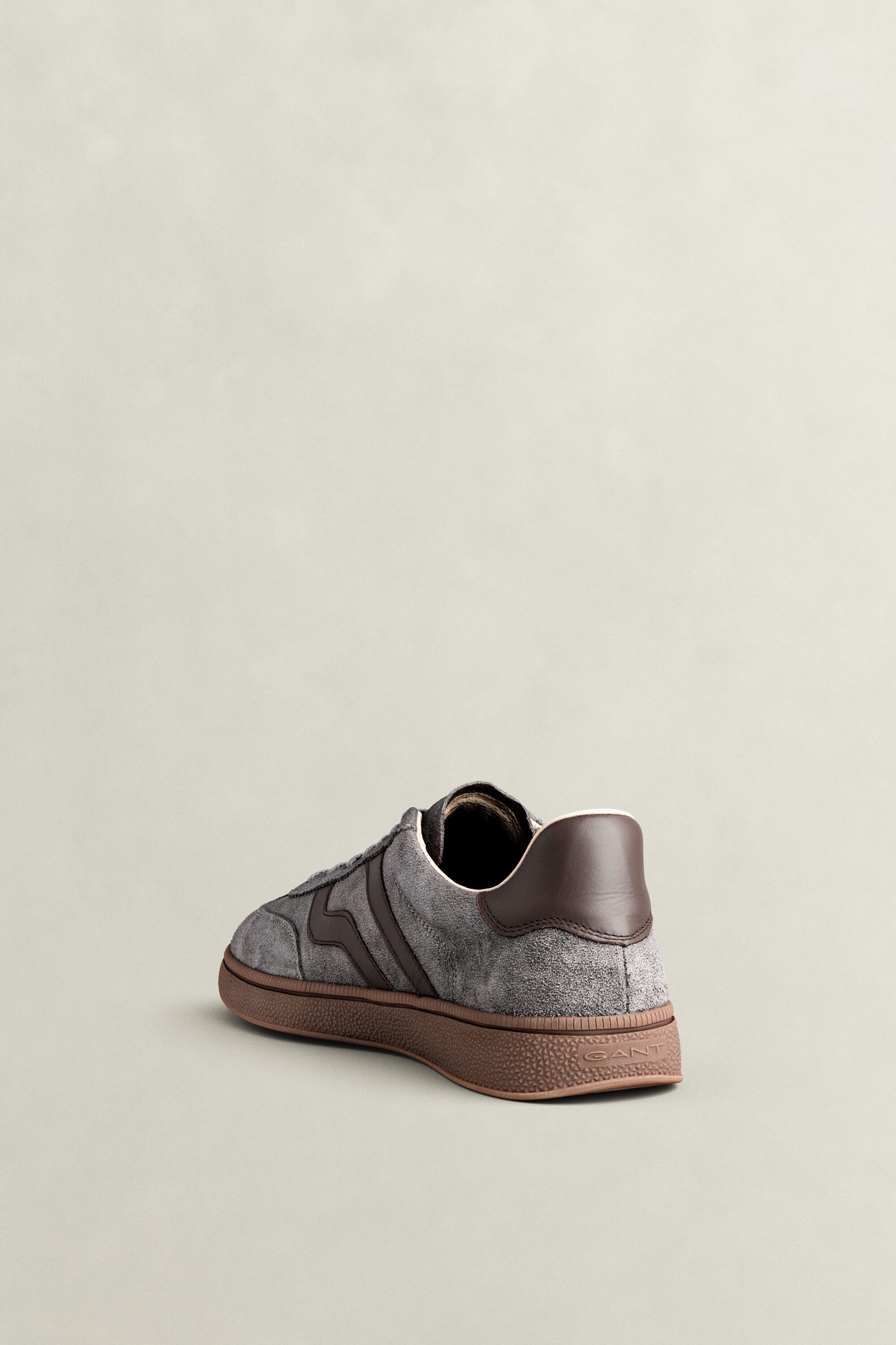 Sneakers Cuzmo in camoscio