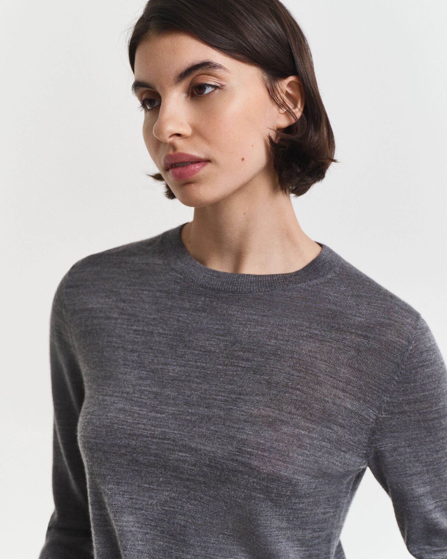 Maglia girocollo in finissima lana merino
