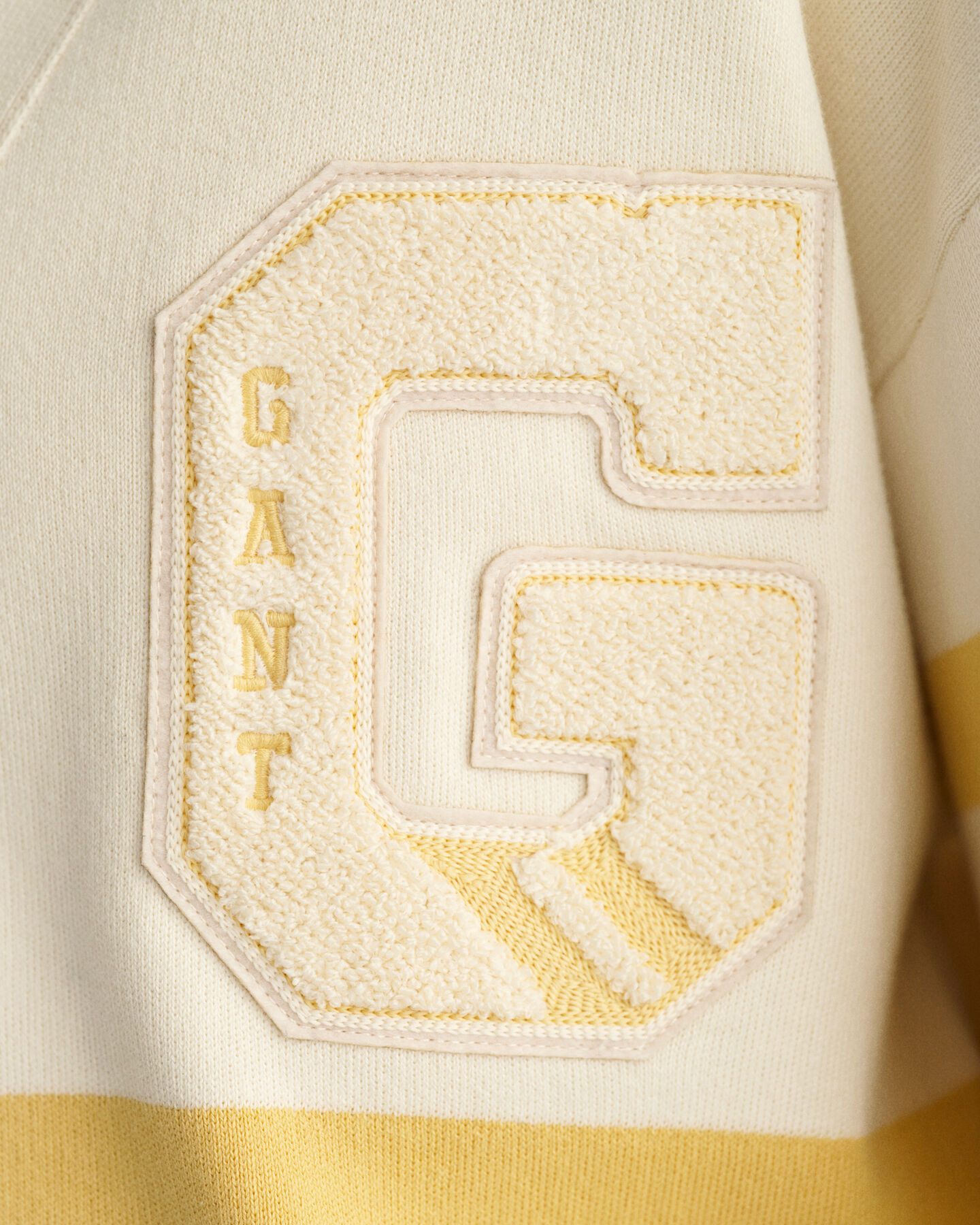 Cardigan GANT Varsity con scollo a V