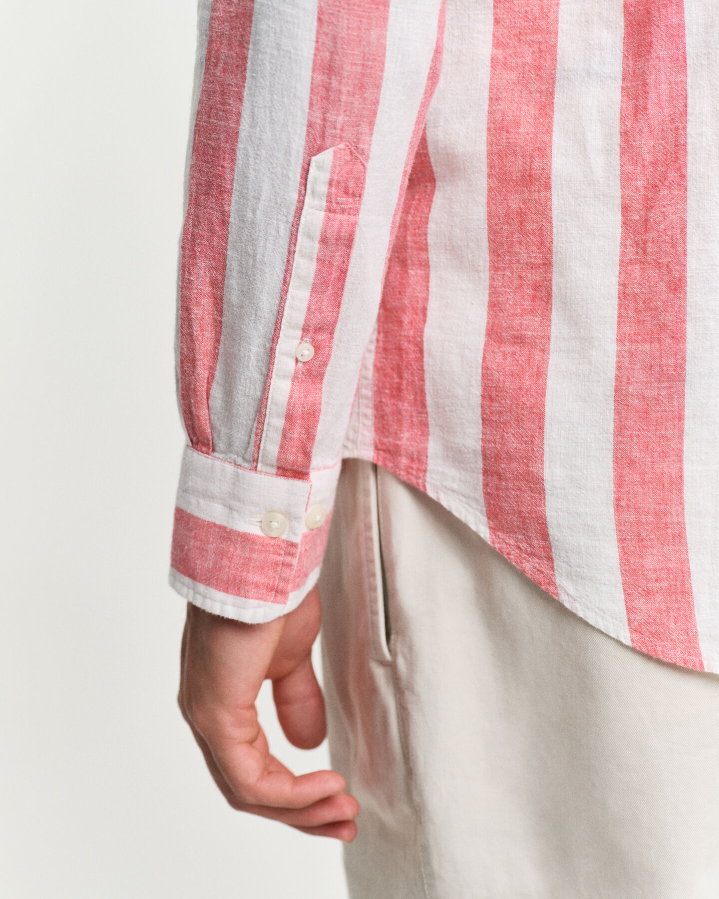 Camicia in misto cotone-lino a righe vistose regular fit