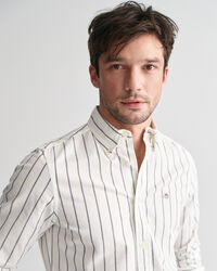 Camicia Oxford elasticizzata a righe slim fit