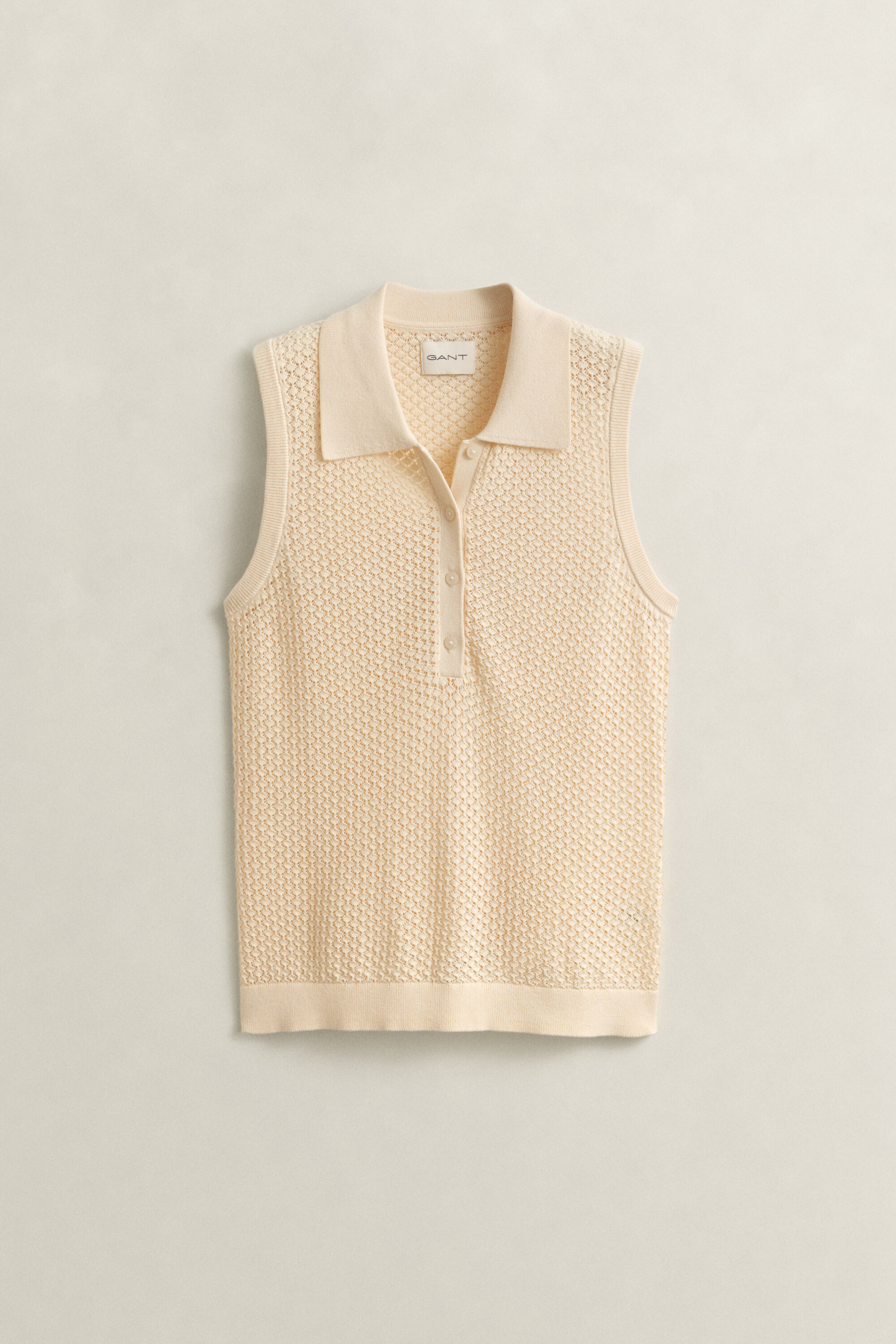 Top in pizzo smanicato