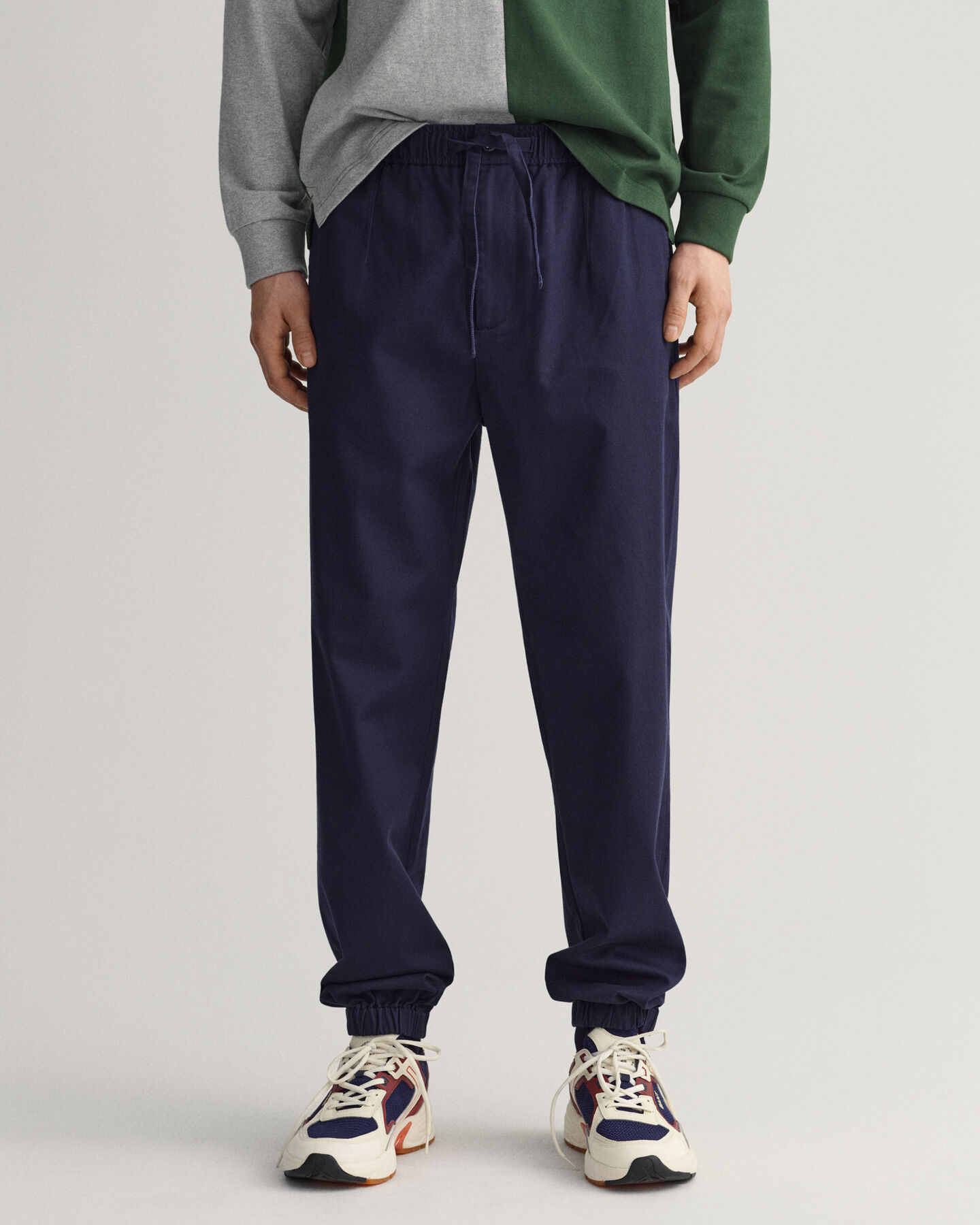 Pantaloni chino jogger
