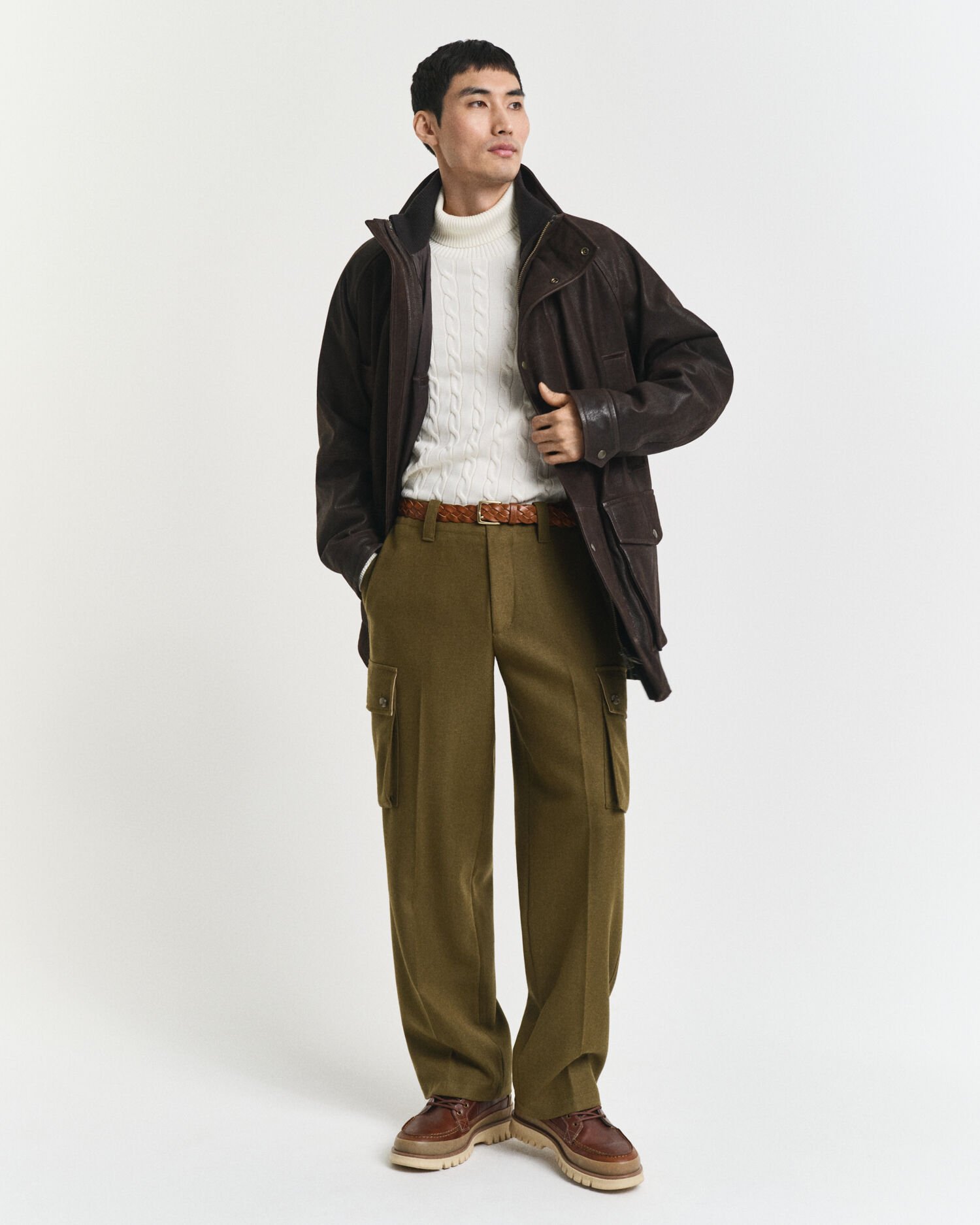 Maglia a collo alto in cotone a trecce