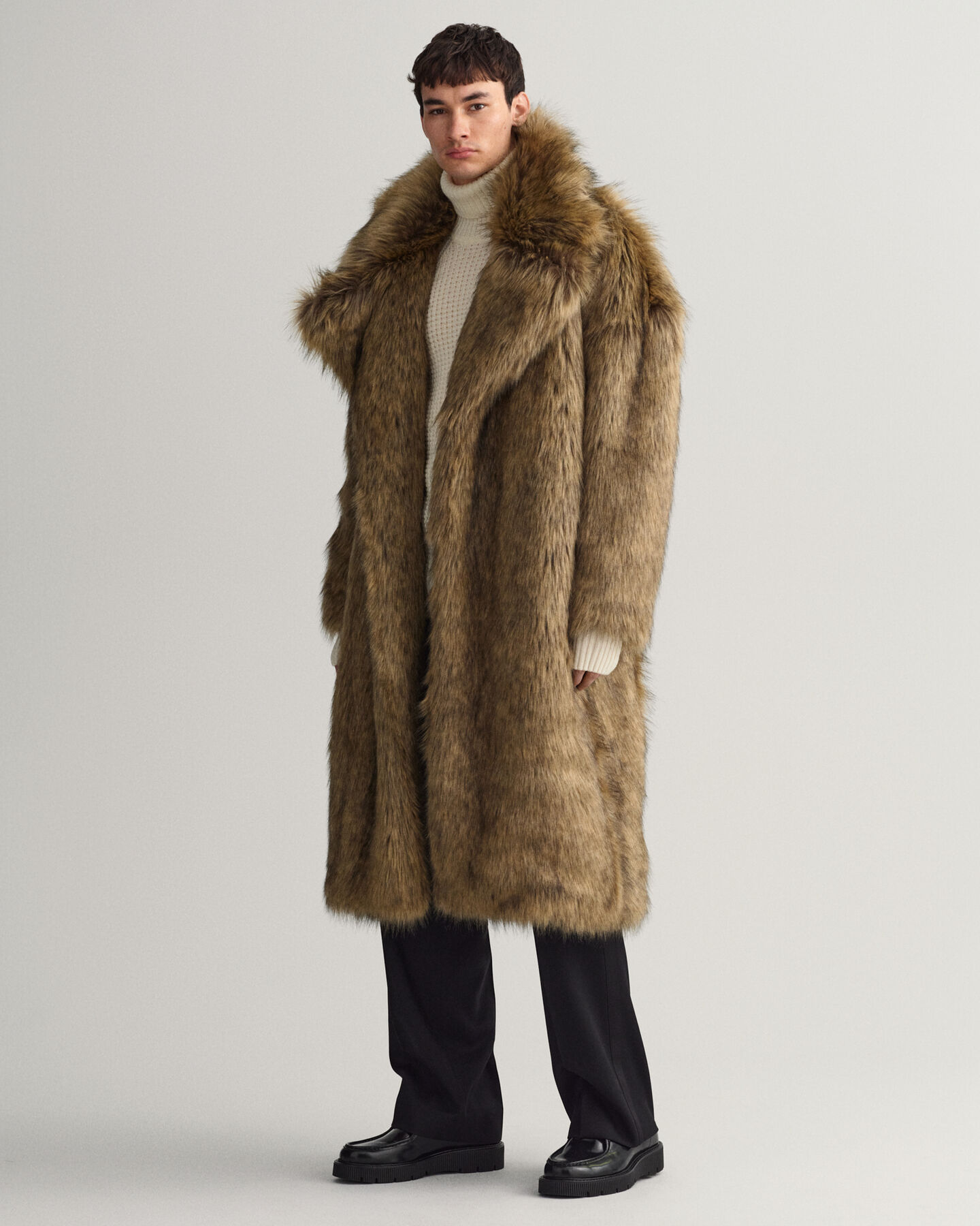 Cappotto in pelliccia sintetica