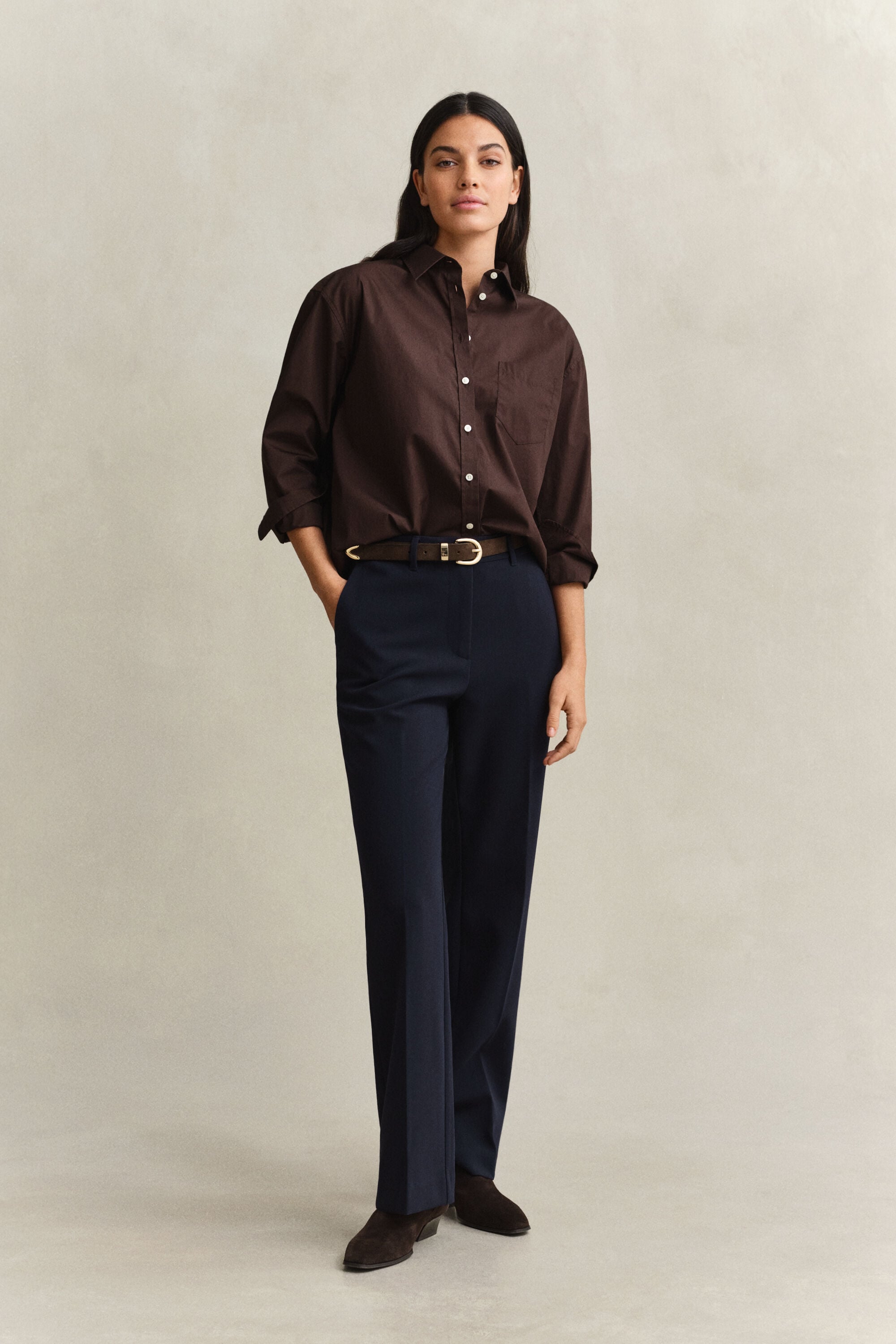 Pantaloni eleganti svasati slim fit