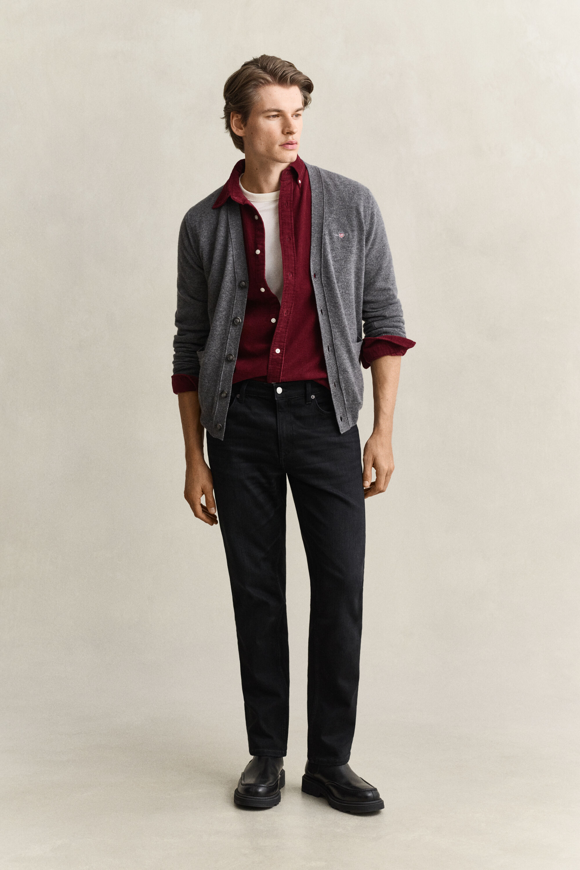 Cardigan con scollo a V in lana d’agnello