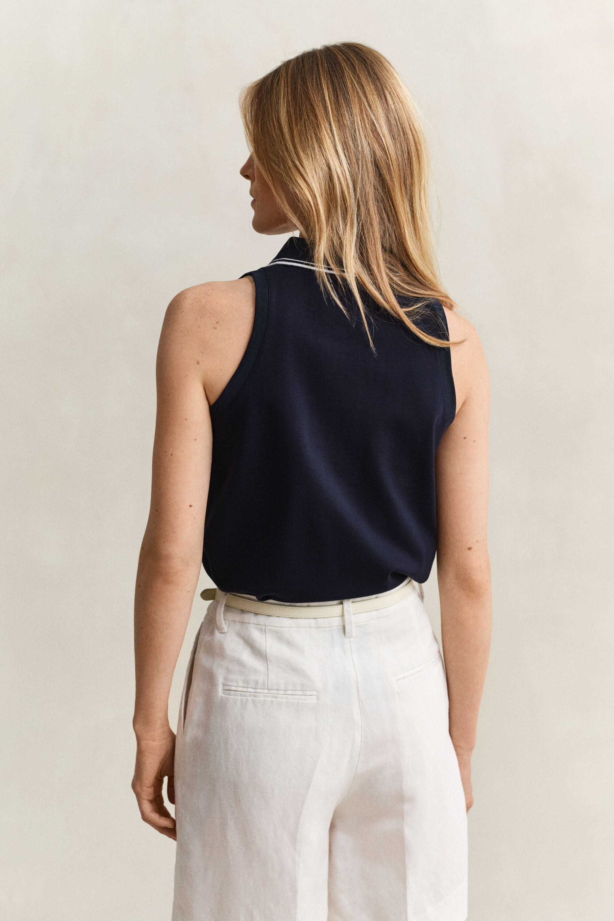 Polo smanicata in piqué