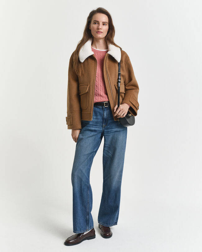 Maglia girocollo in cotone elasticizzato a trecce