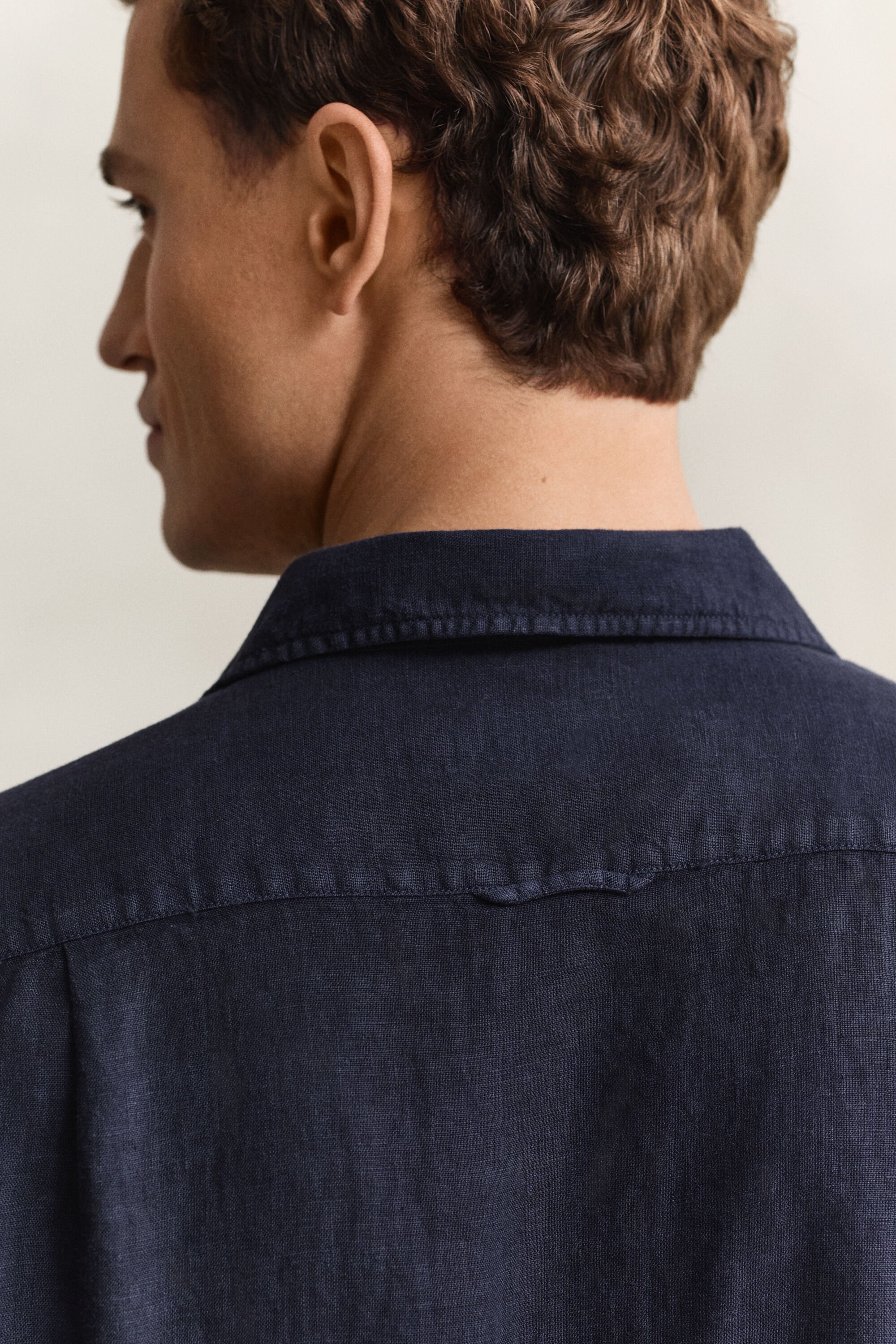 Camicia in lino a maniche corte