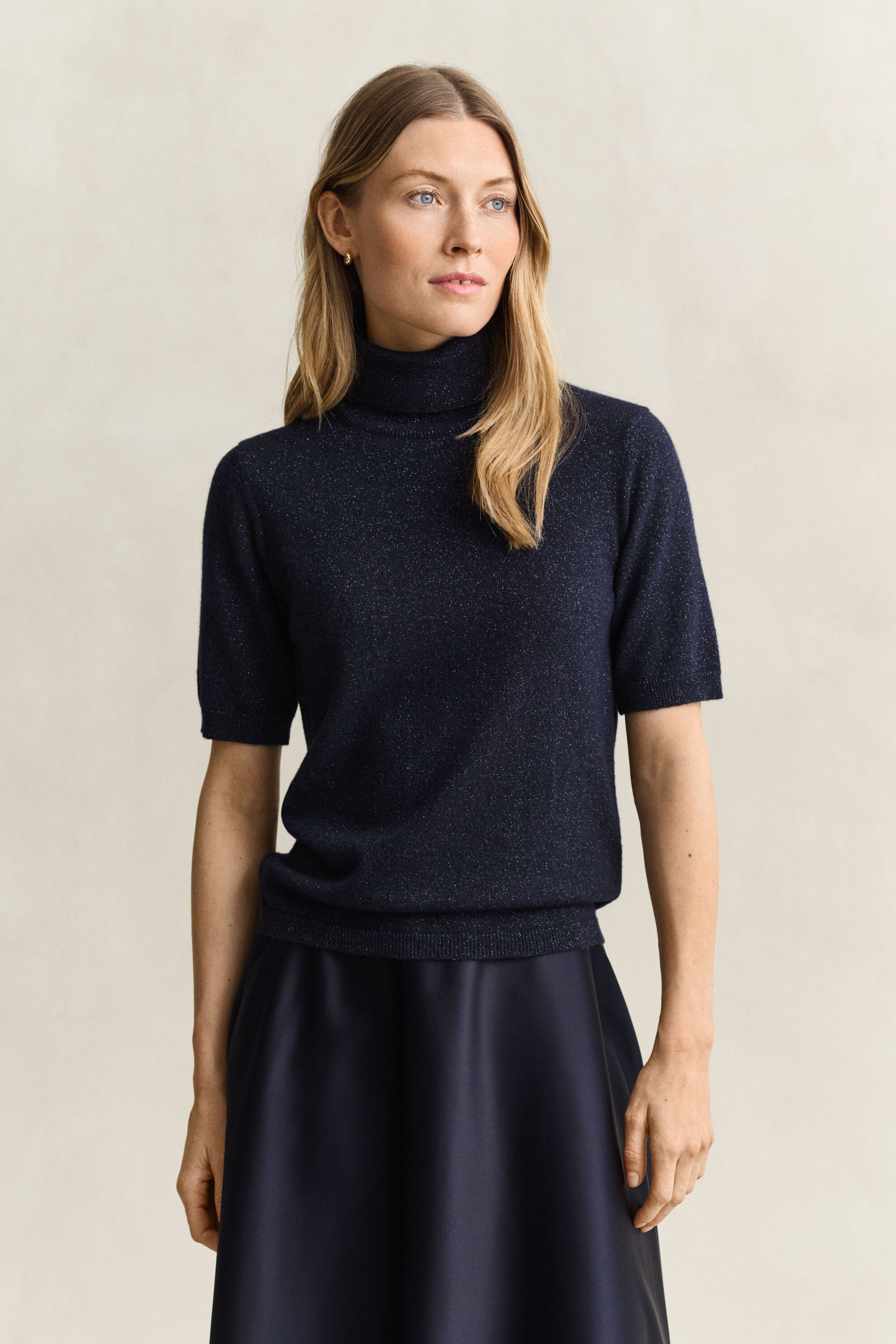 Maglia a collo alto in misto lana effetto metallizzato