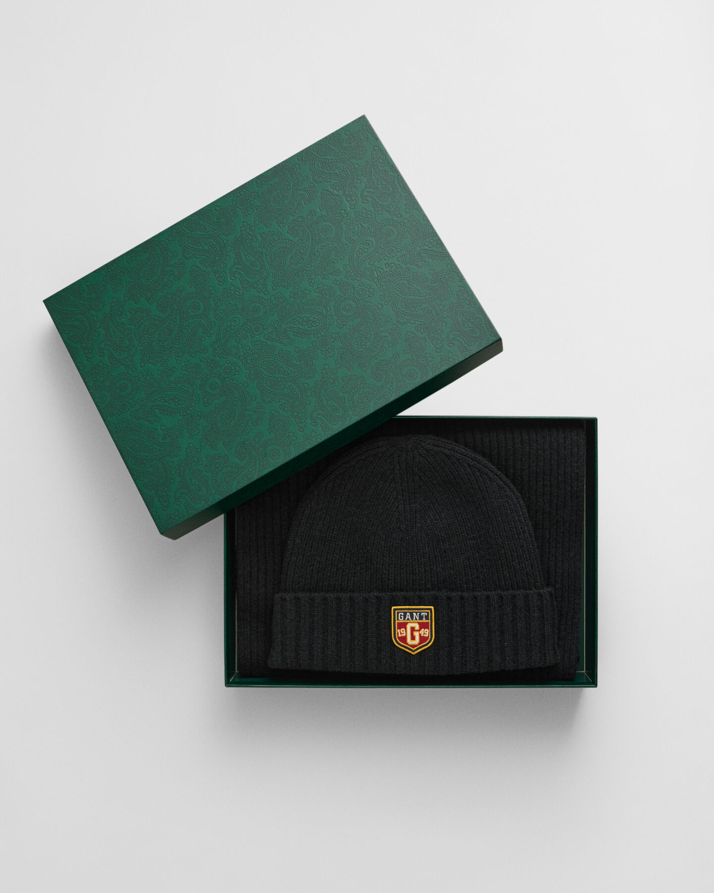 Set regalo berretto e sciarpa in lana con stemma