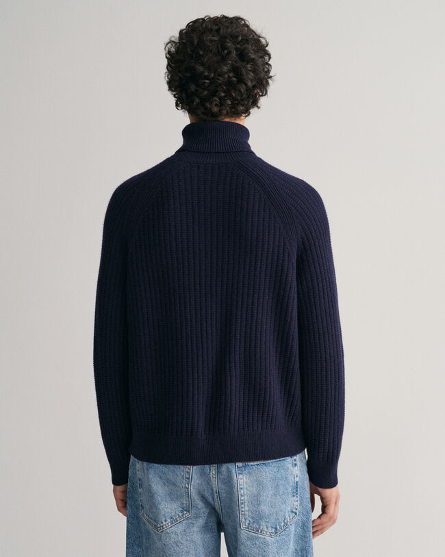 Maglia a collo alto testurizzata