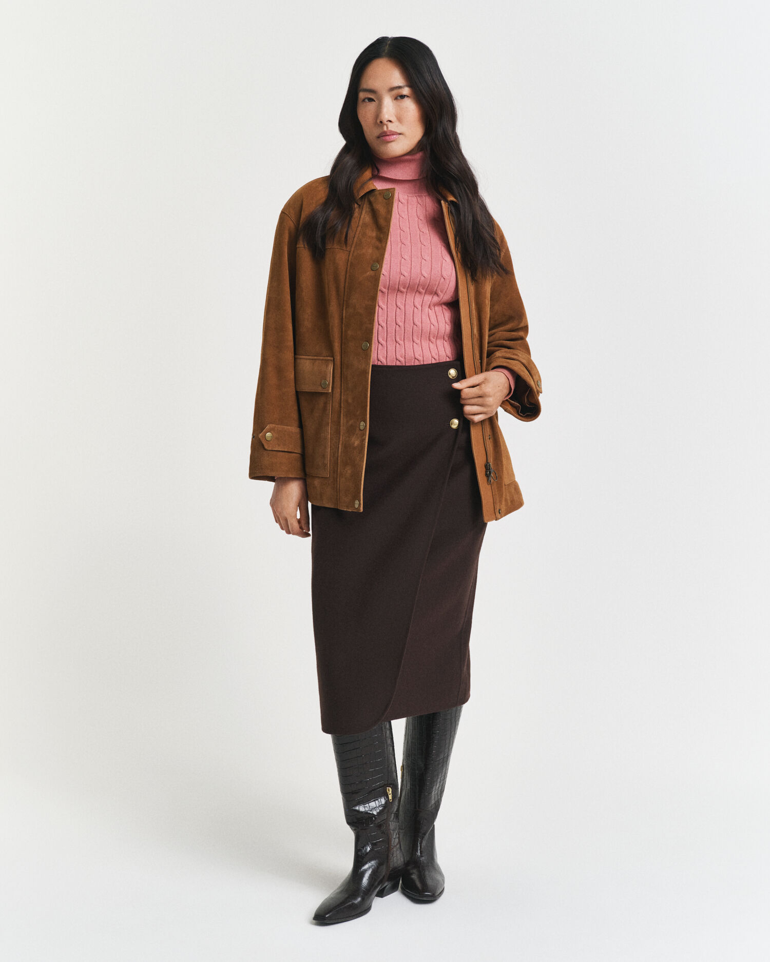 Maglia a collo alto in cotone elasticizzato a trecce