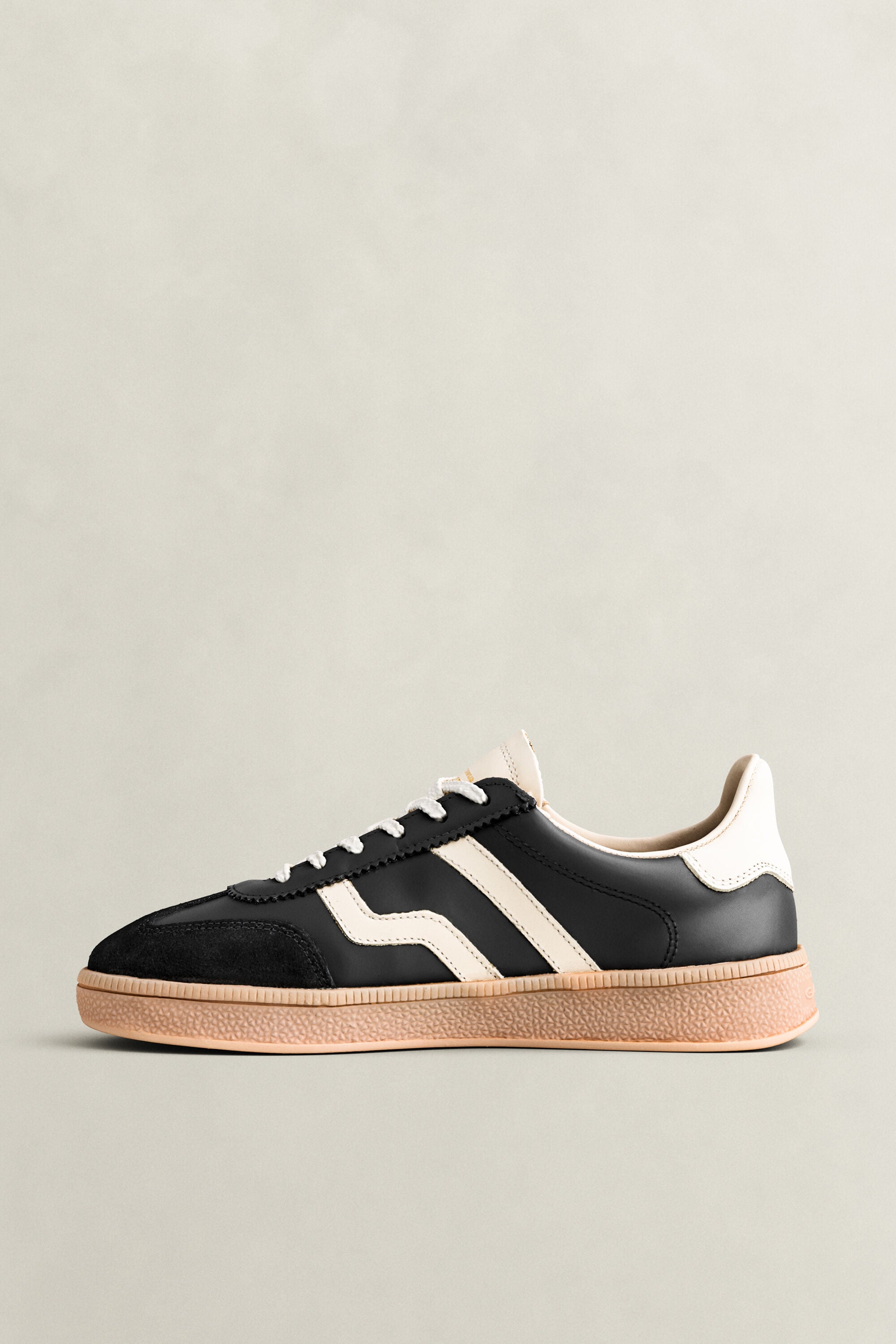 Sneakers Cuzima in pelle e camoscio