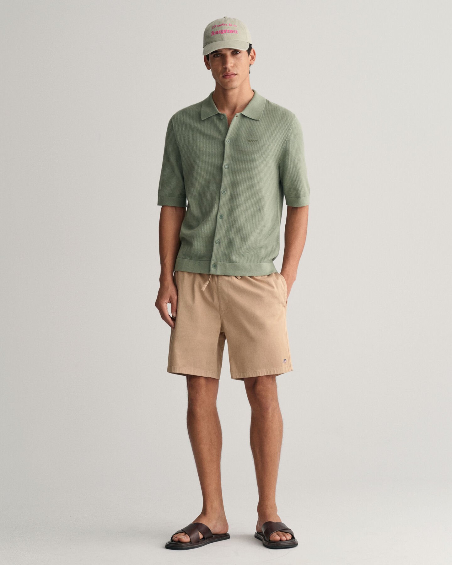 Camicia a maniche corte con lavorazione testurizzata