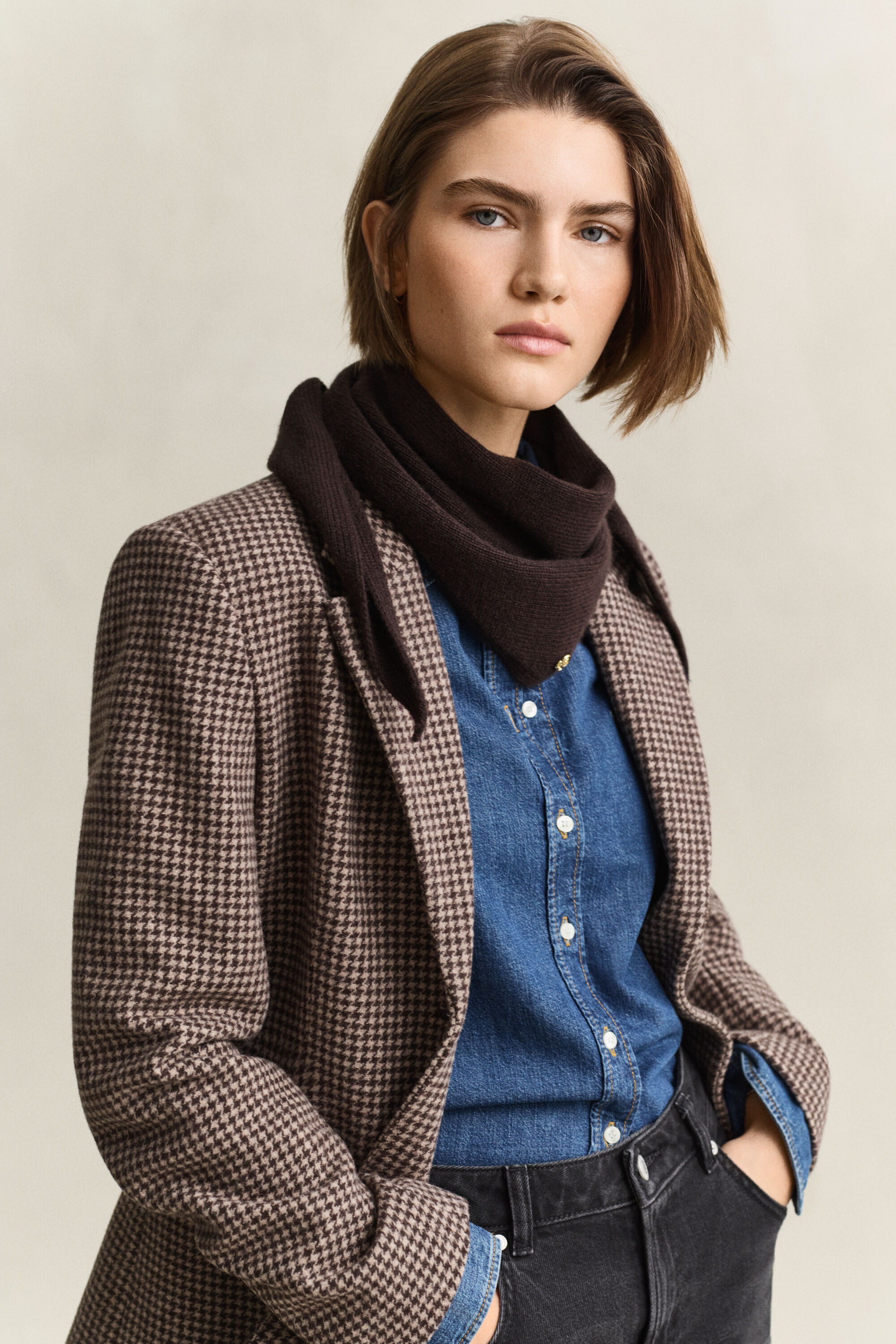 Sciarpa triangolare in lana e cashmere