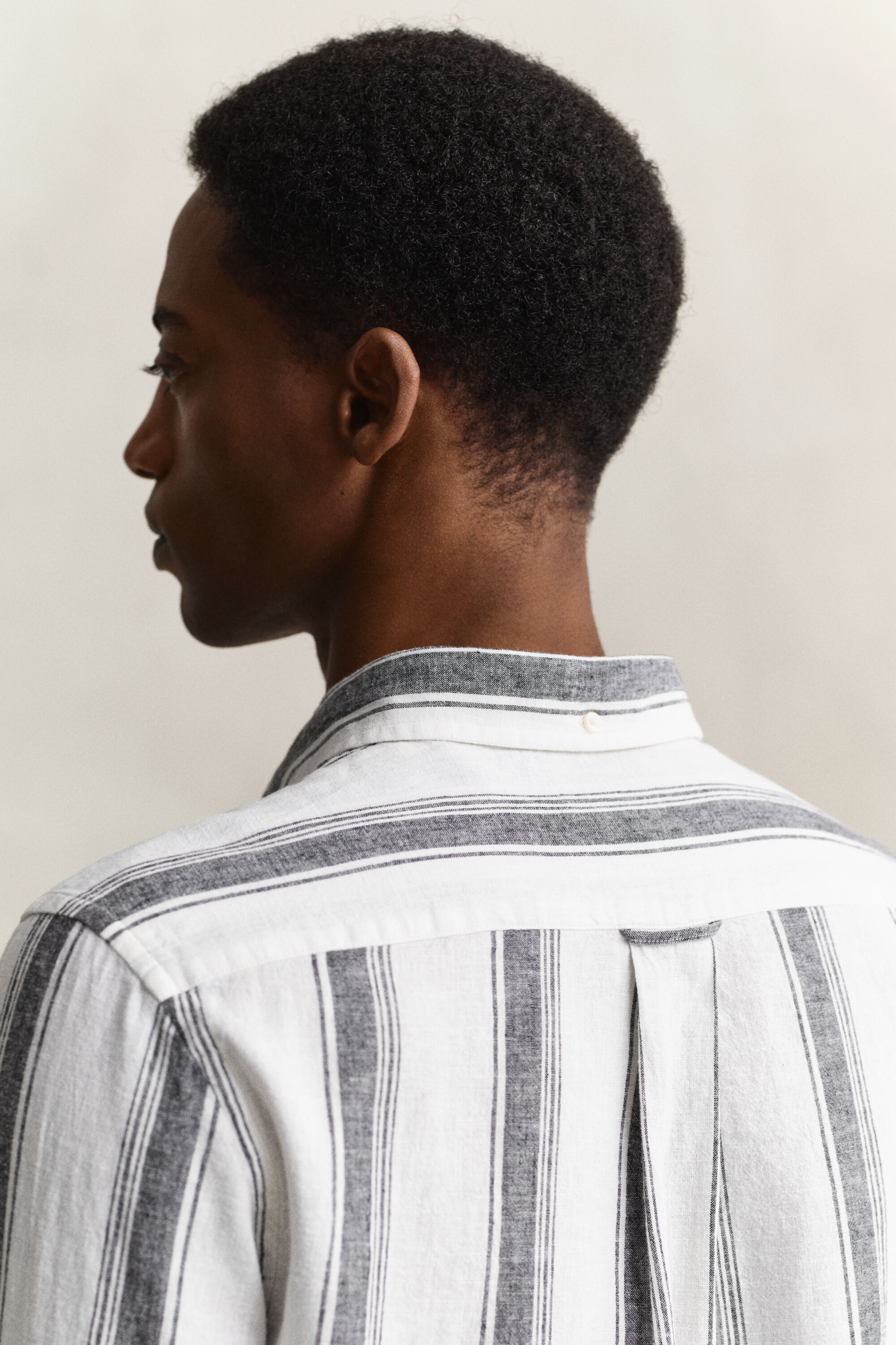 Camicia a righe in misto lino