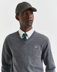 Maglia con scollo a V in finissima lana d’agnello