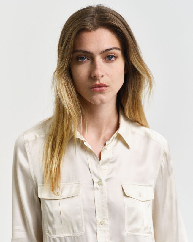 Camicia con tasche regular fit