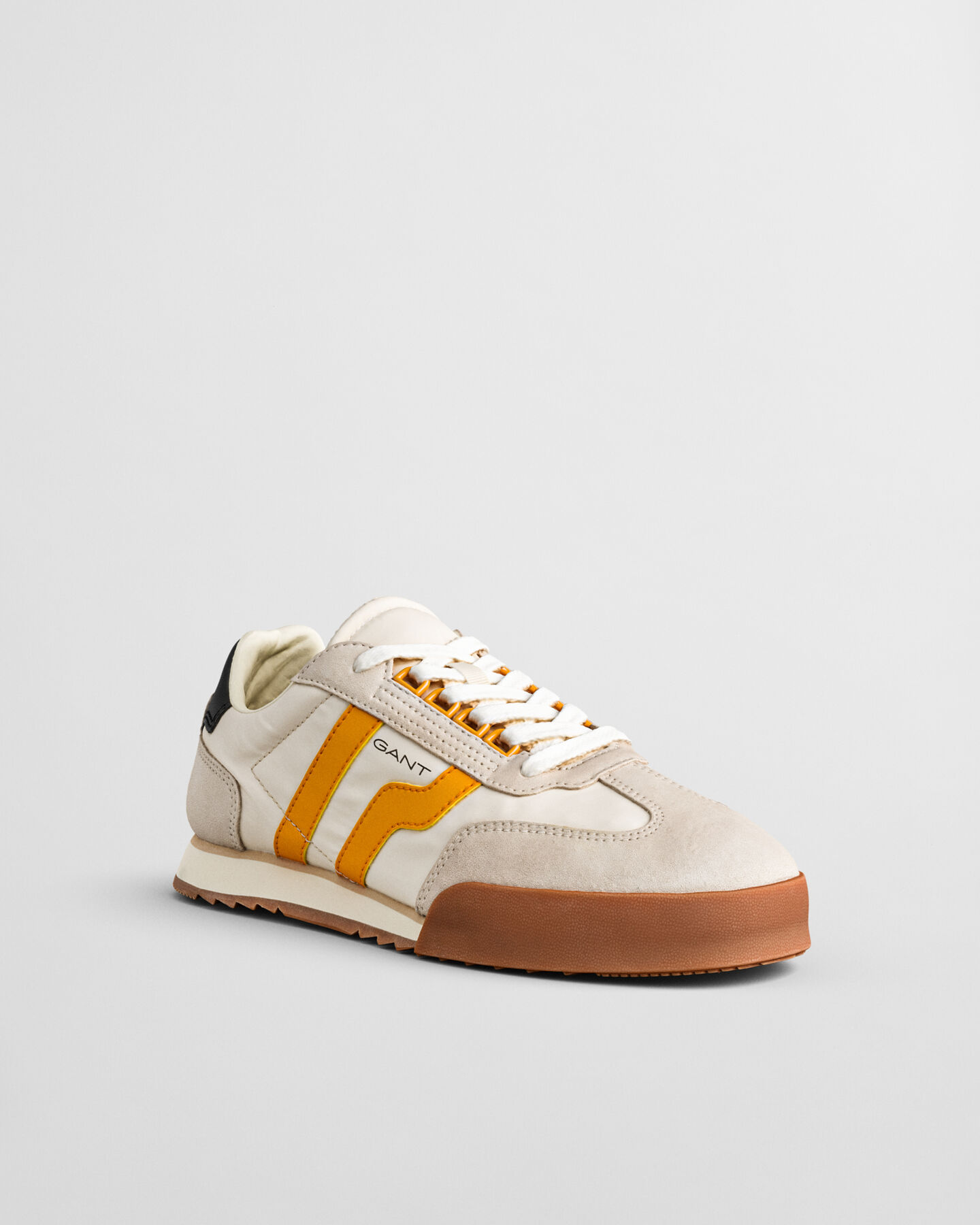 Sneakers Baylle in camoscio