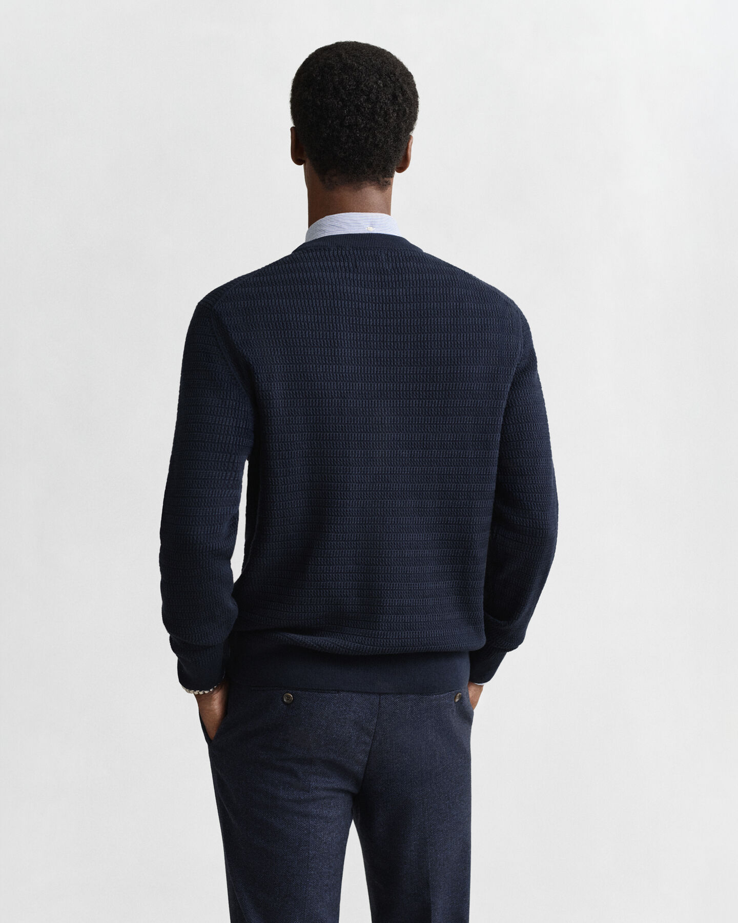 Maglia girocollo a mini trecce