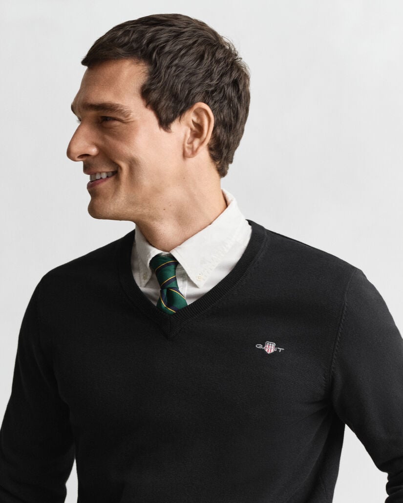 Maglia in cotone con scollo a V classico