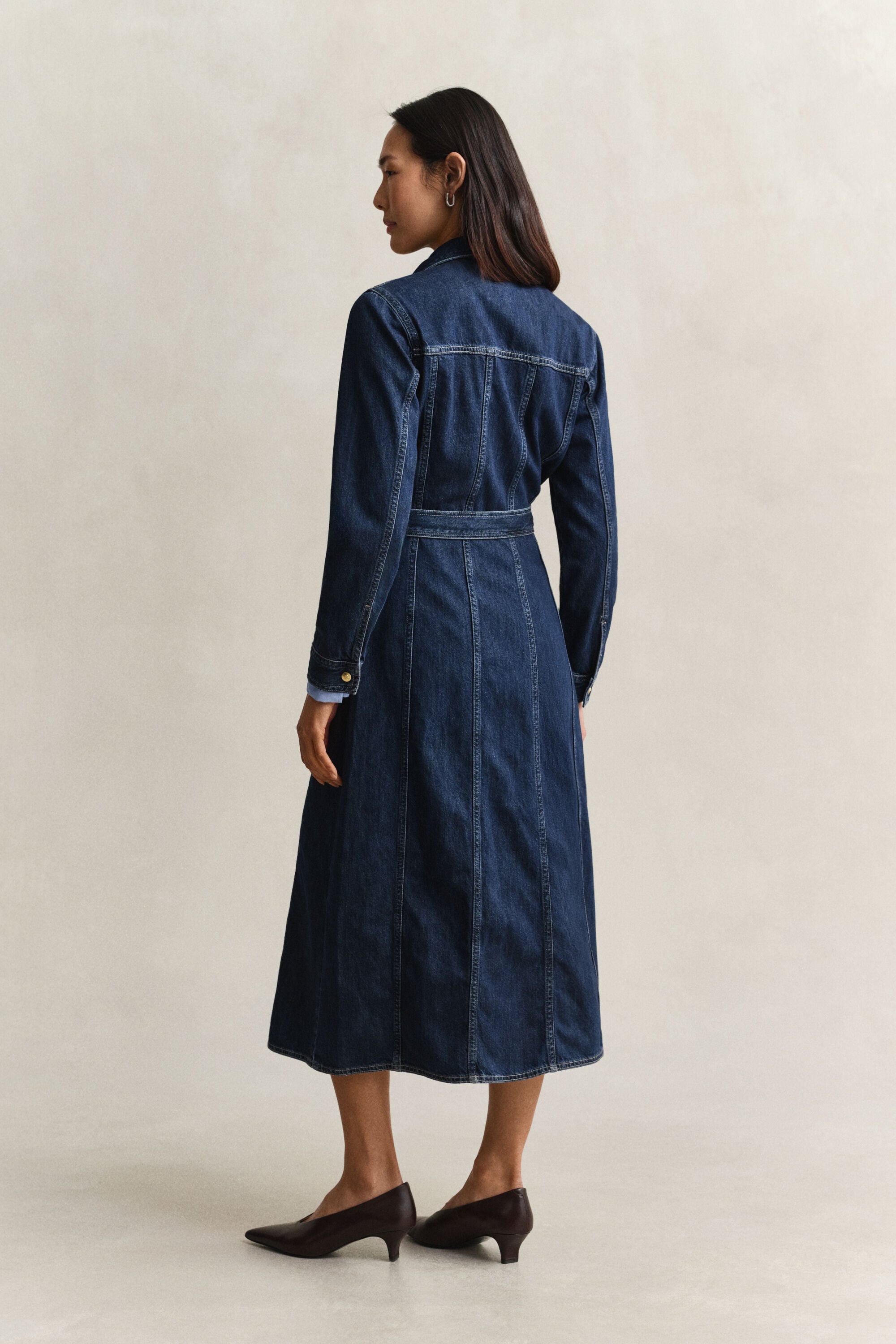 Abito midi in denim con cintura