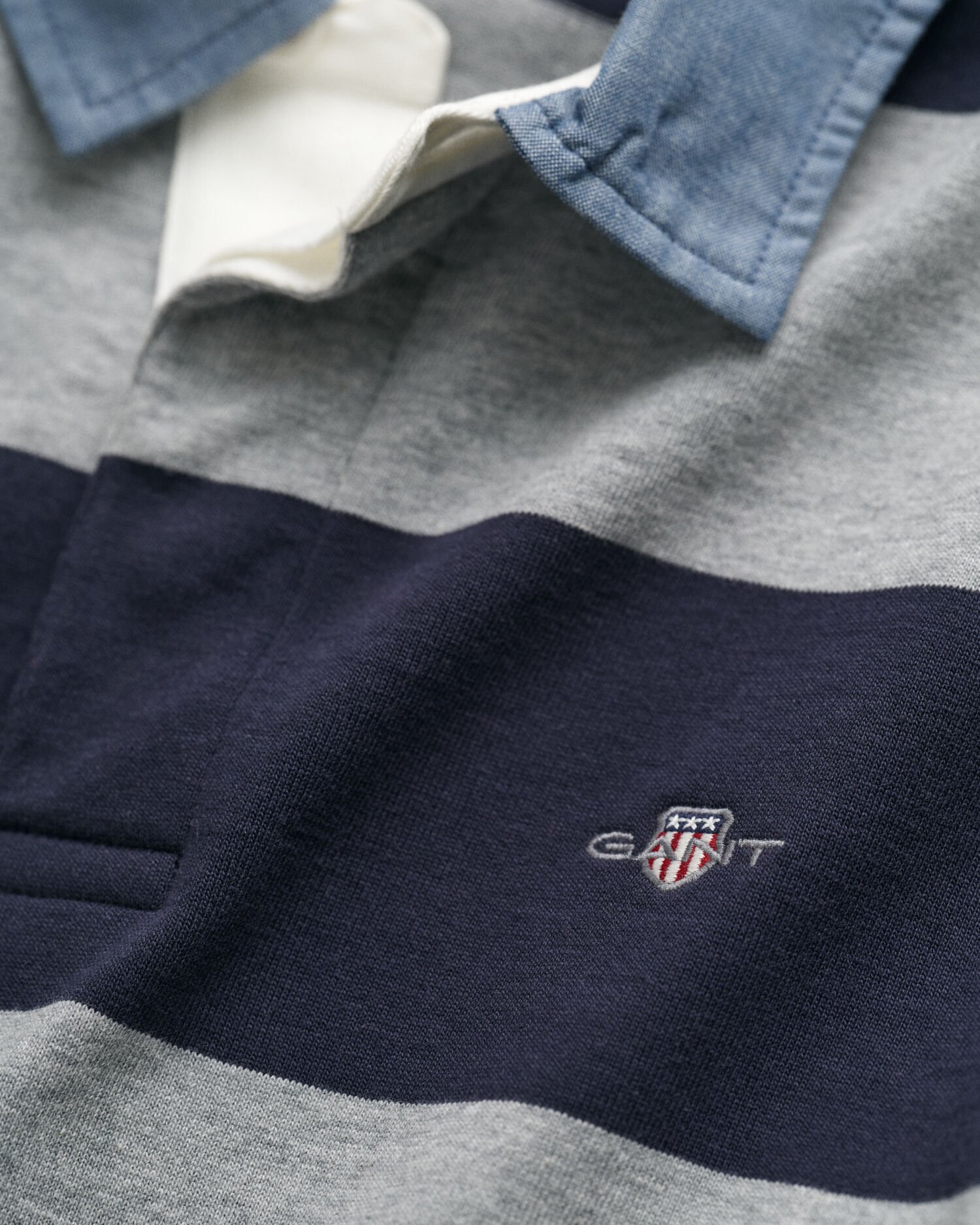 Heavy Rugger a righe con colletto in chambray