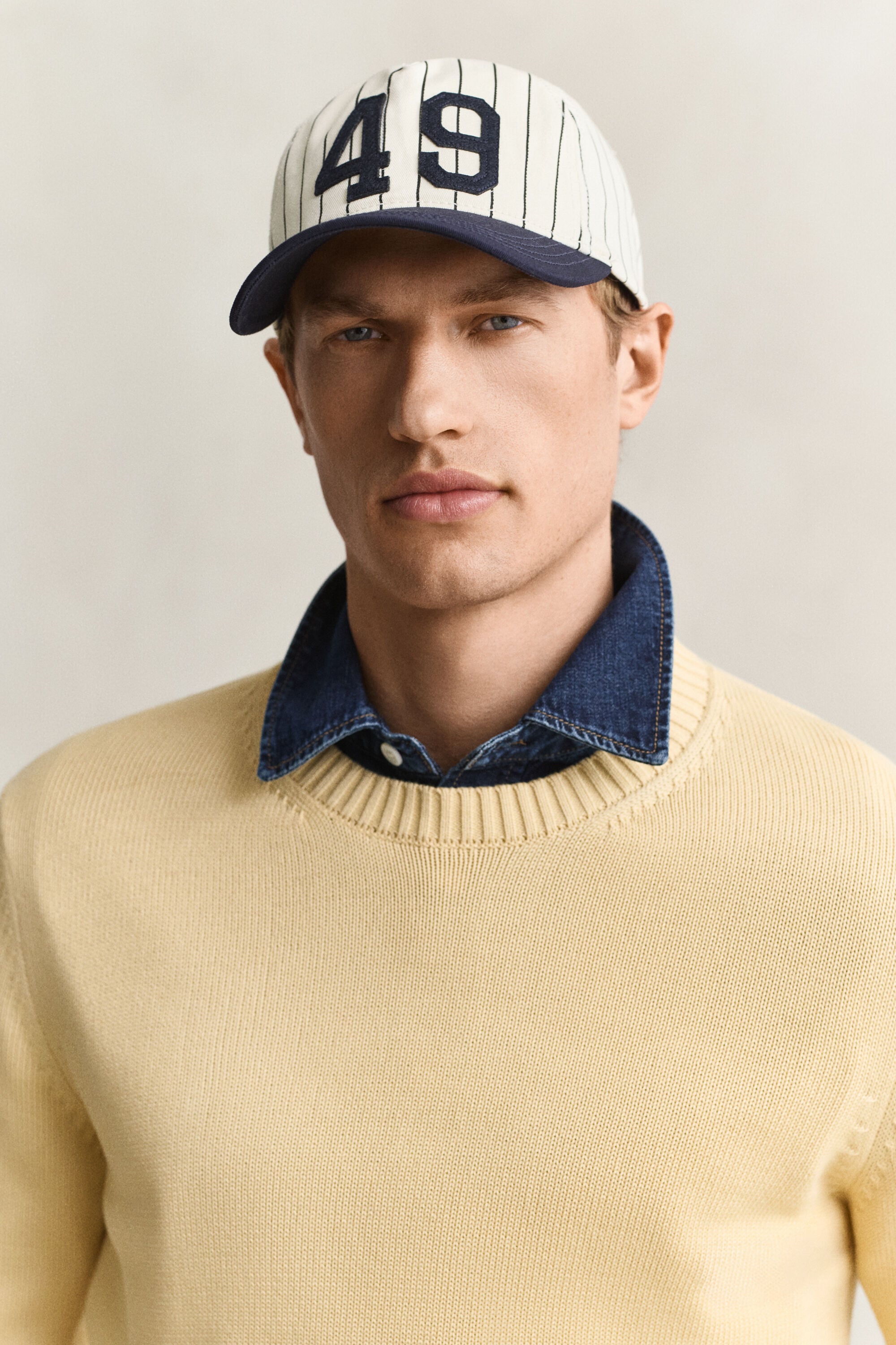 Cappellino a righe