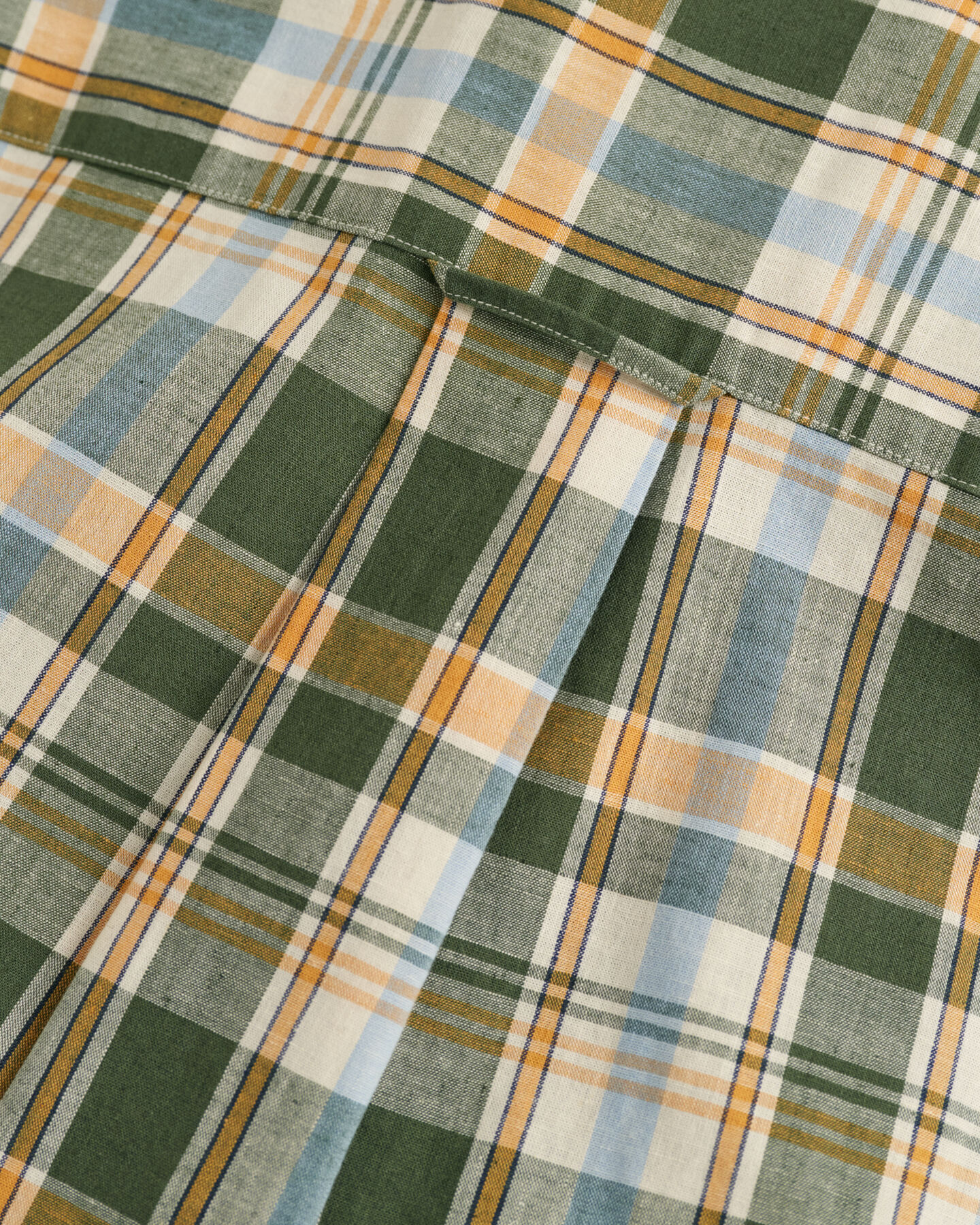 Camicia a maniche corte in misto cotone-lino a quadri regular fit