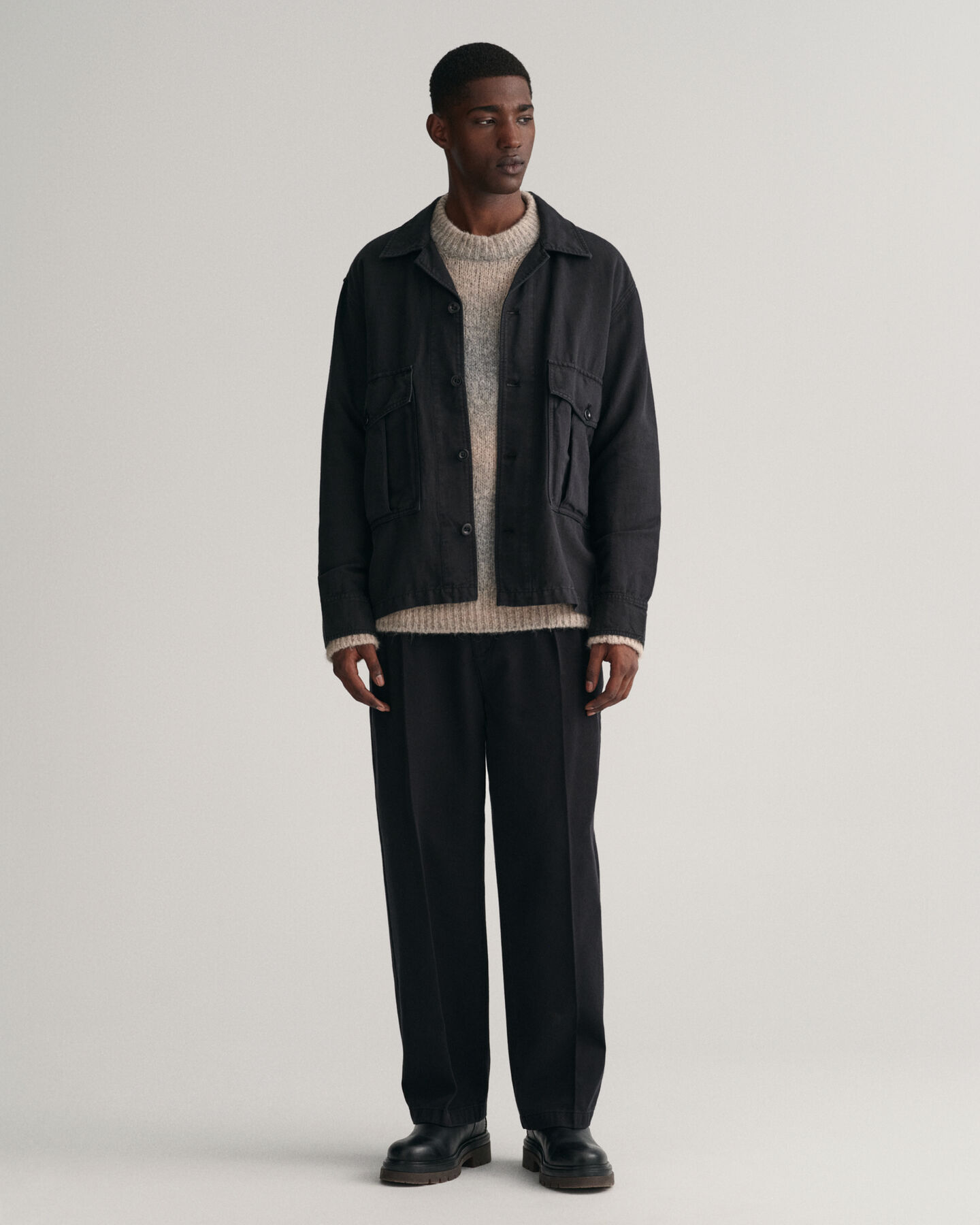 Pantaloni chino in twill con pinces