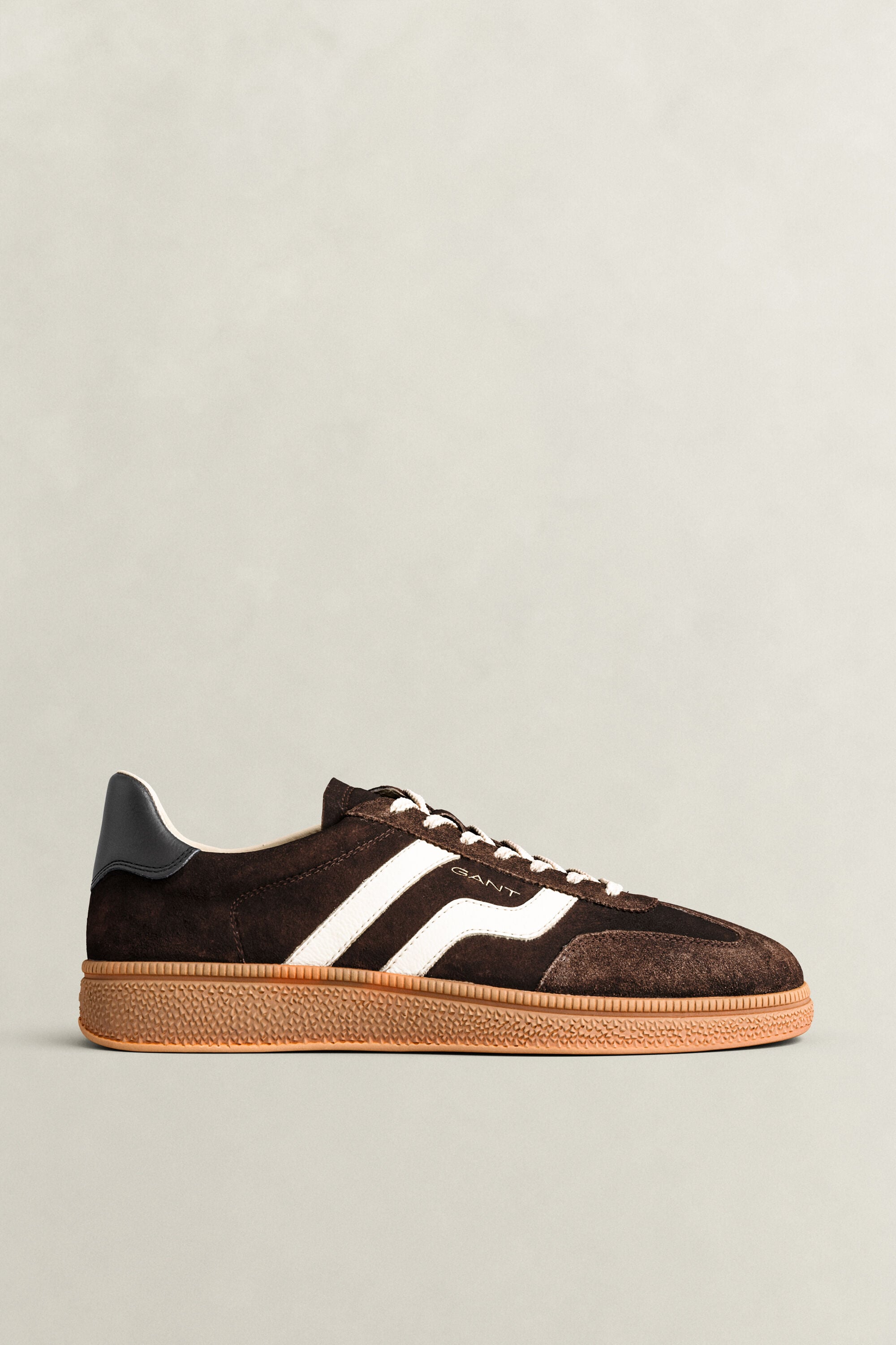 Sneakers Cuzmo in camoscio