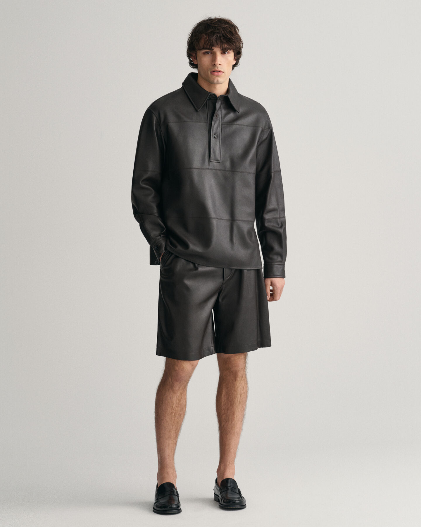 Pantaloncini in pelle