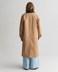 Impermeabile con colletto in pelle