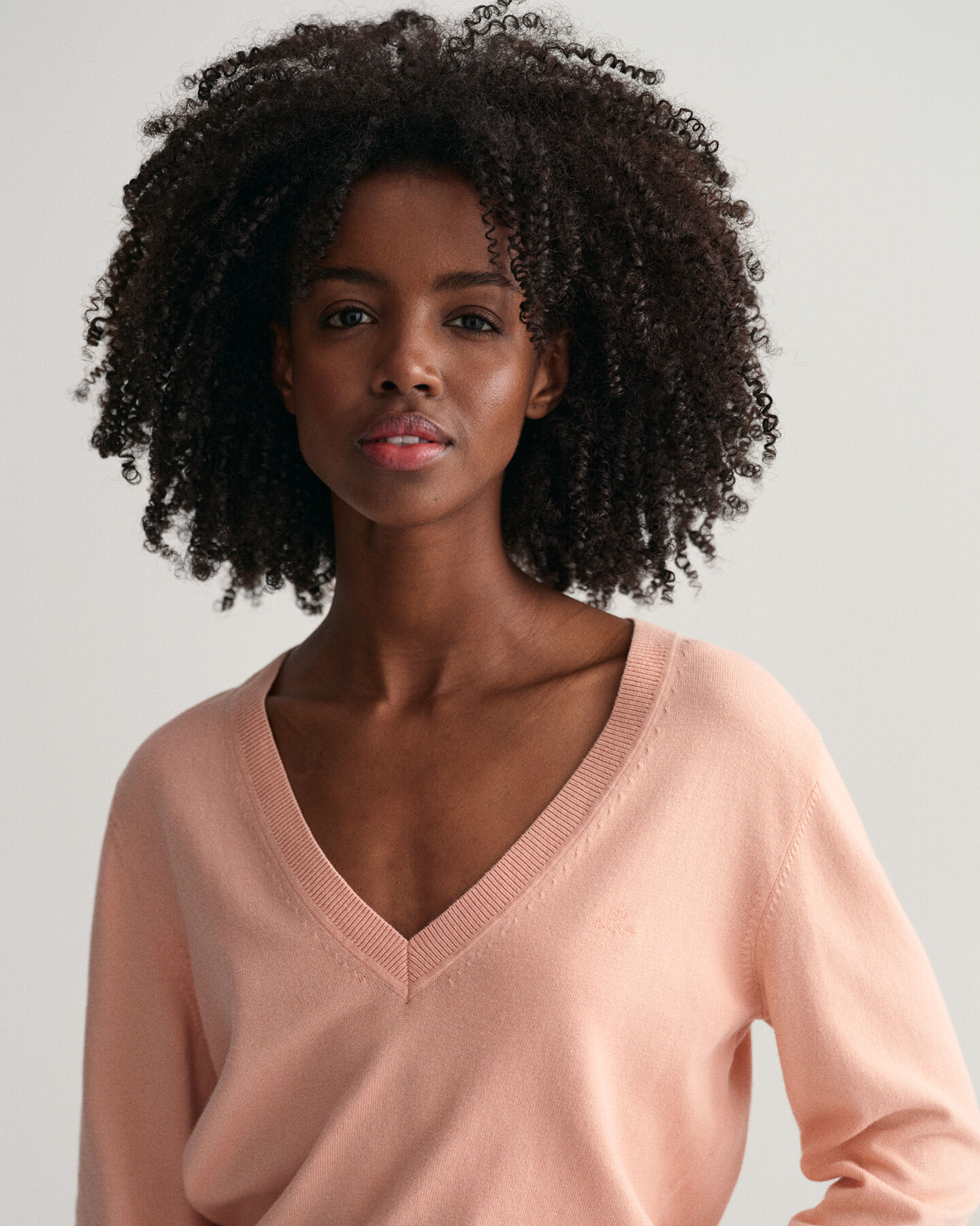 Maglia in cotone leggero con scollo a V