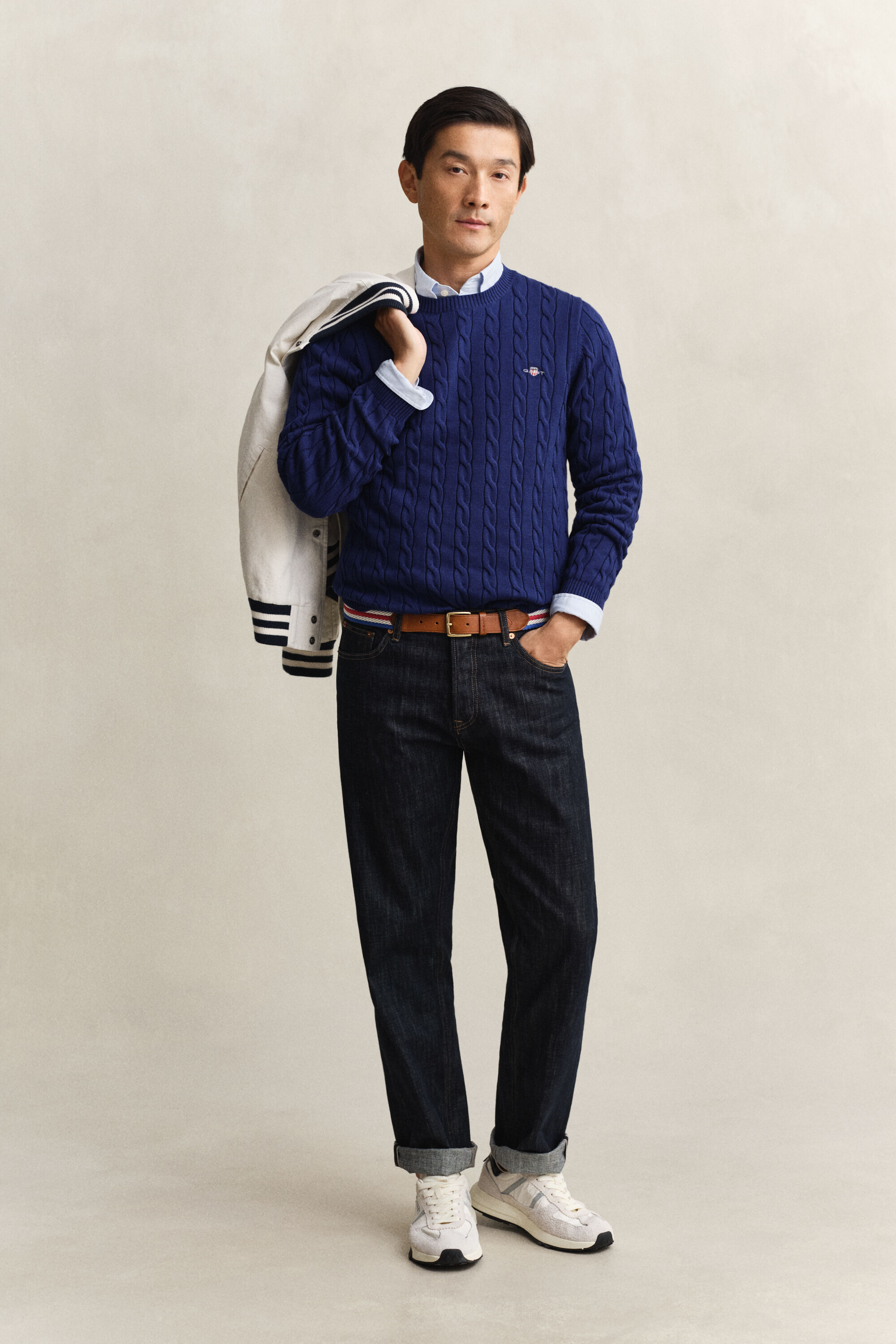 Maglia girocollo in cotone a trecce