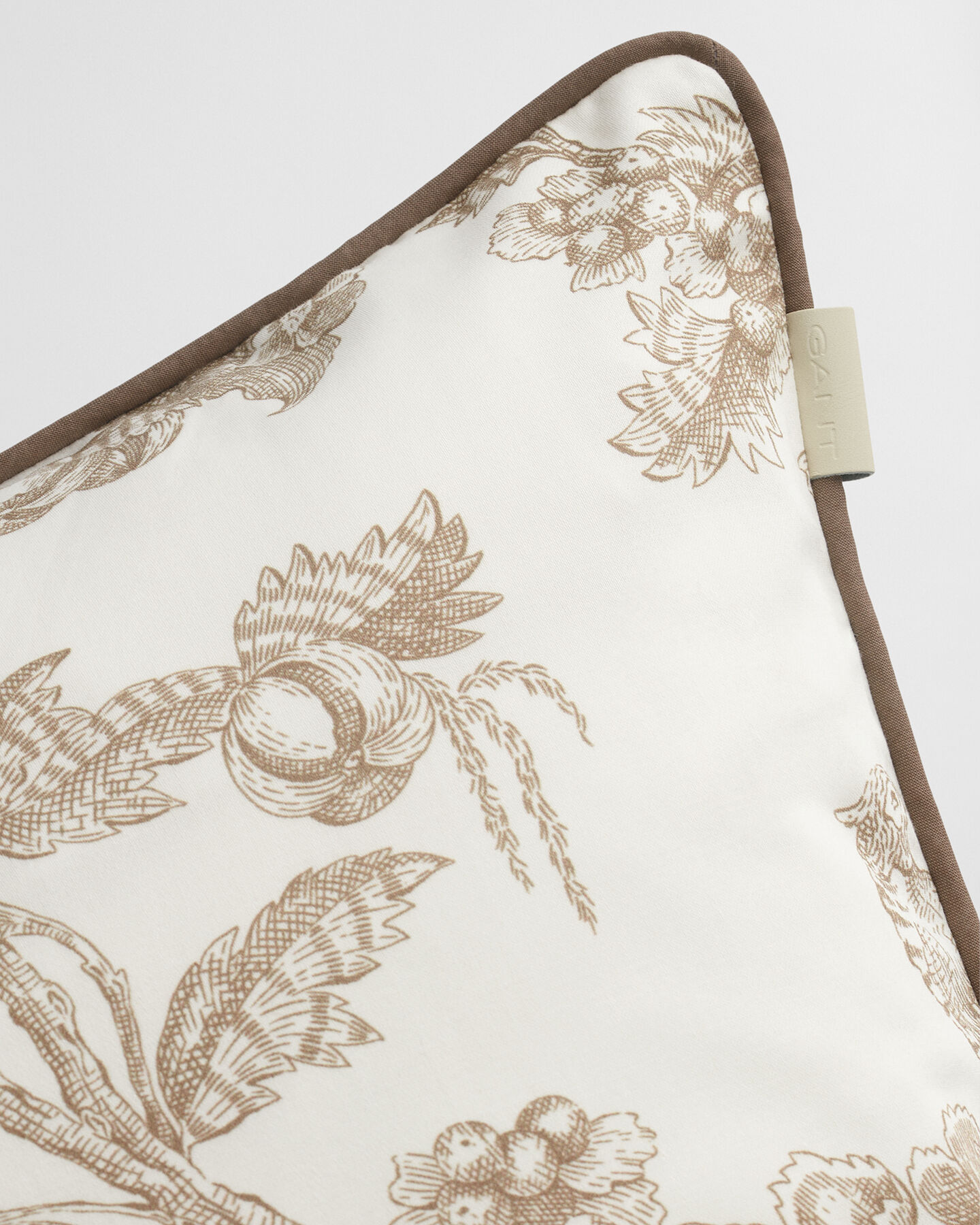 Copricuscino in raso con stampa di albero