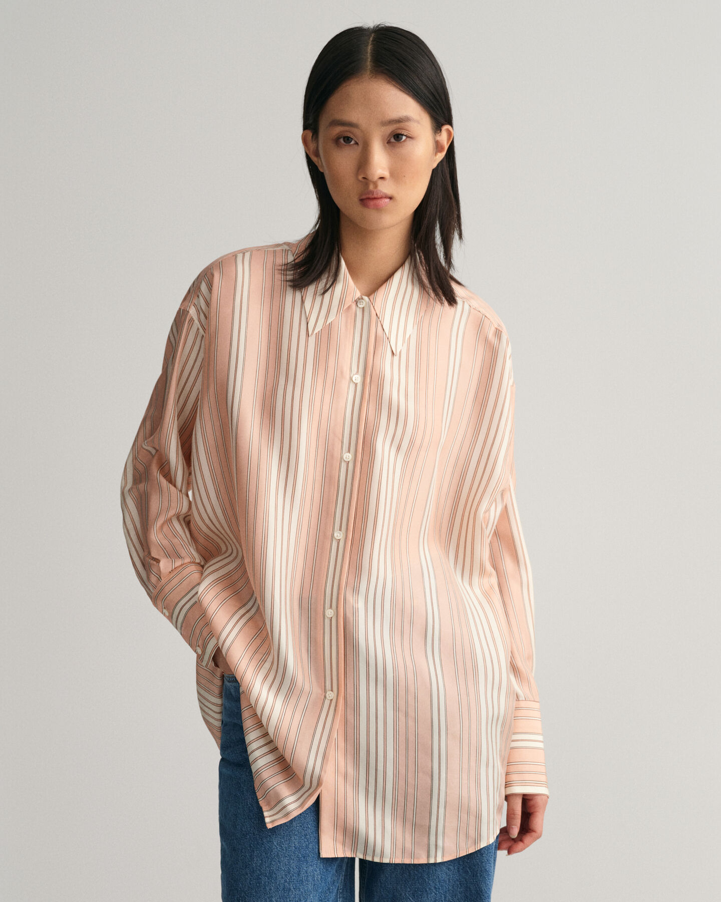 Camicia in seta a righe oversize
