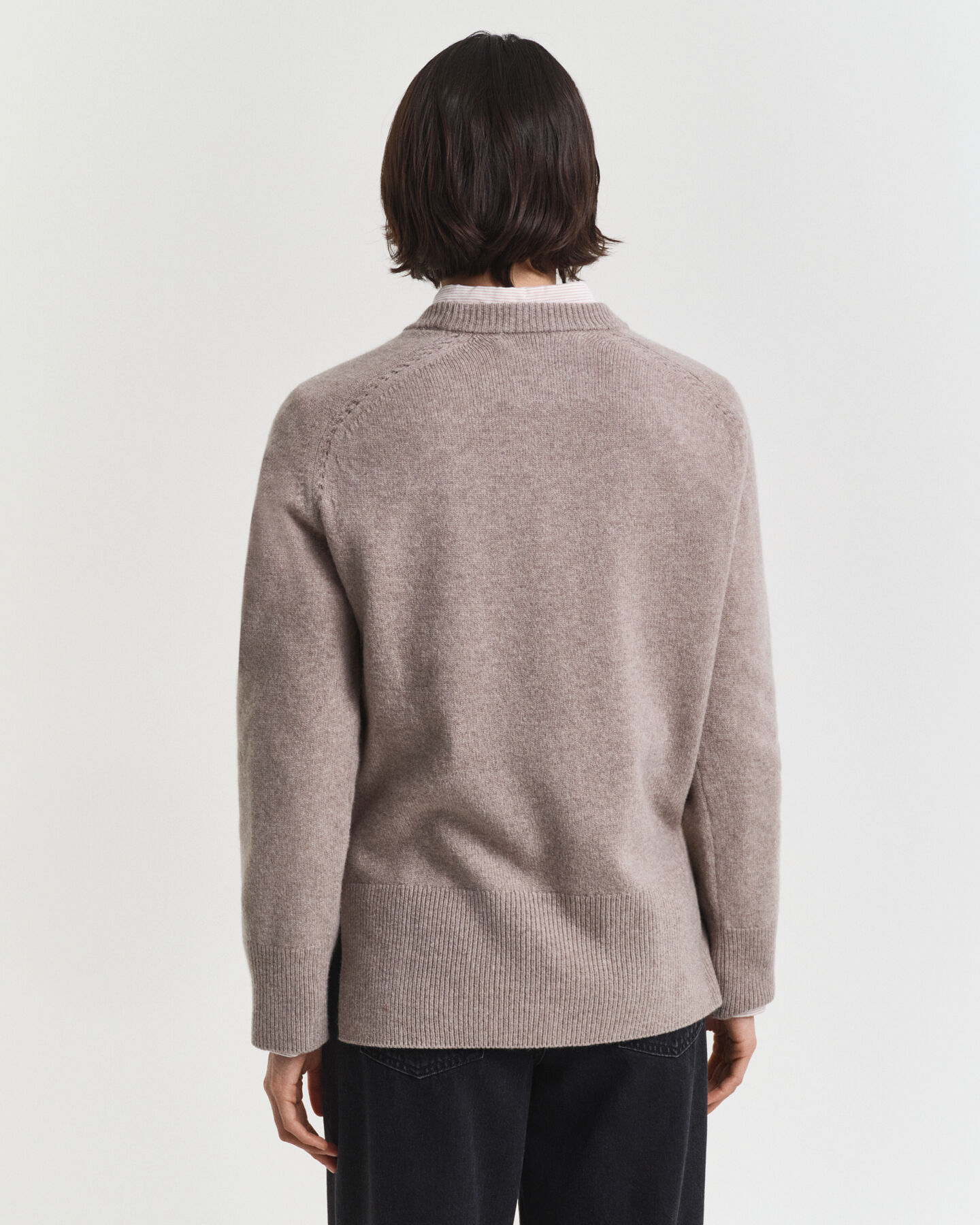Maglia girocollo in morbida lana misto cashmere
