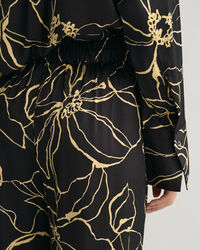 Pantaloni Pull-On Line Drawing