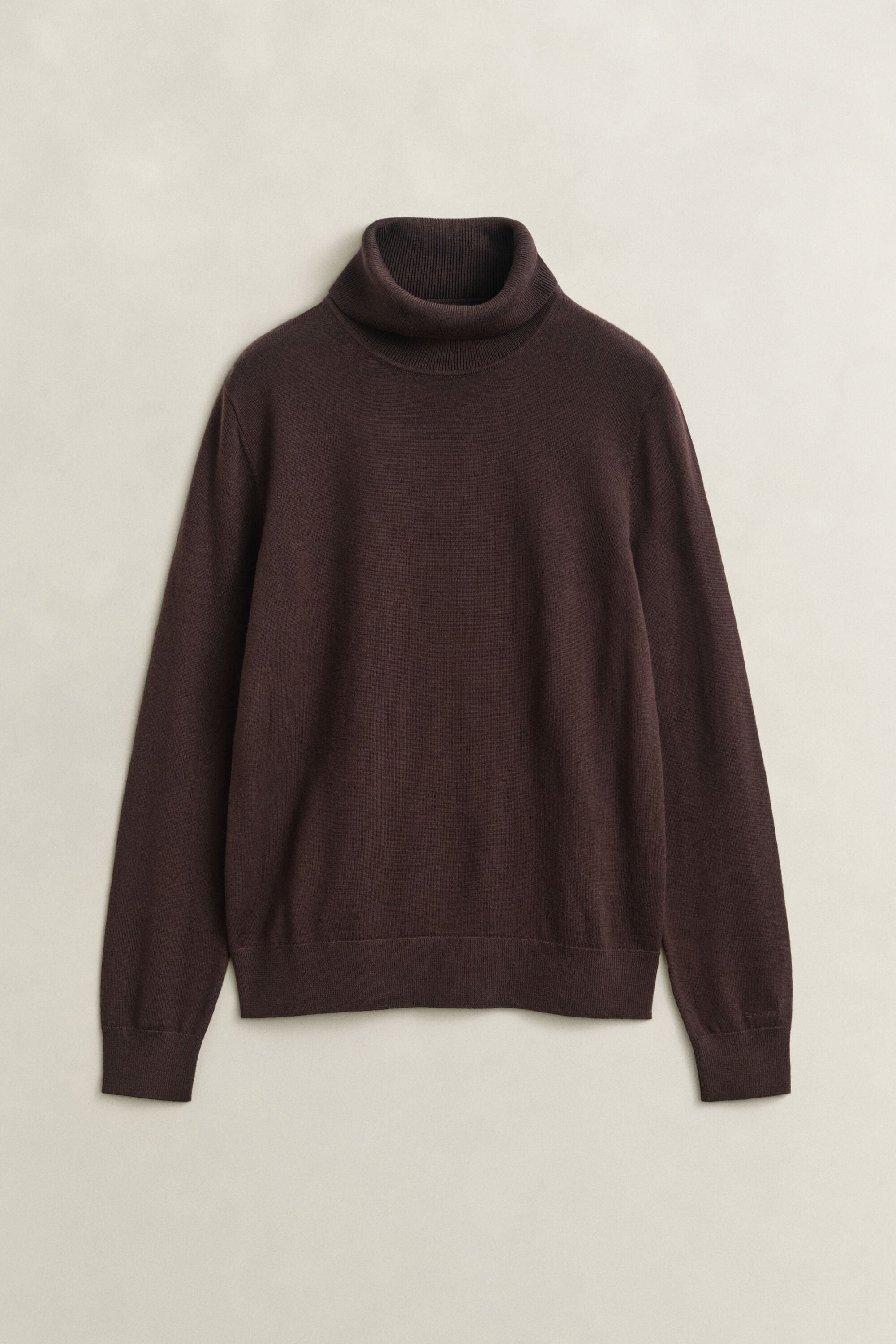 Maglia a collo alto in finissima lana merino