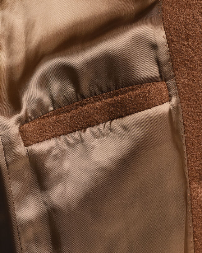 Cappotto a vestaglia in rilievo