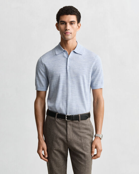 Polo a maniche corte realizzata in pregiata lana merino