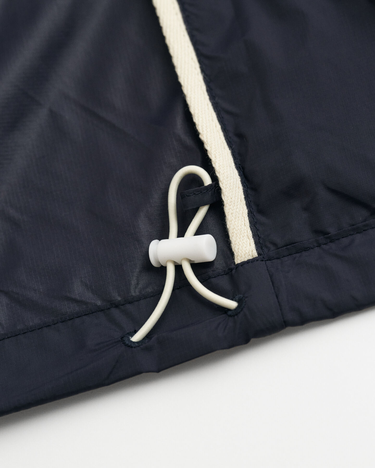 Windbreaker ripiegabile leggero
