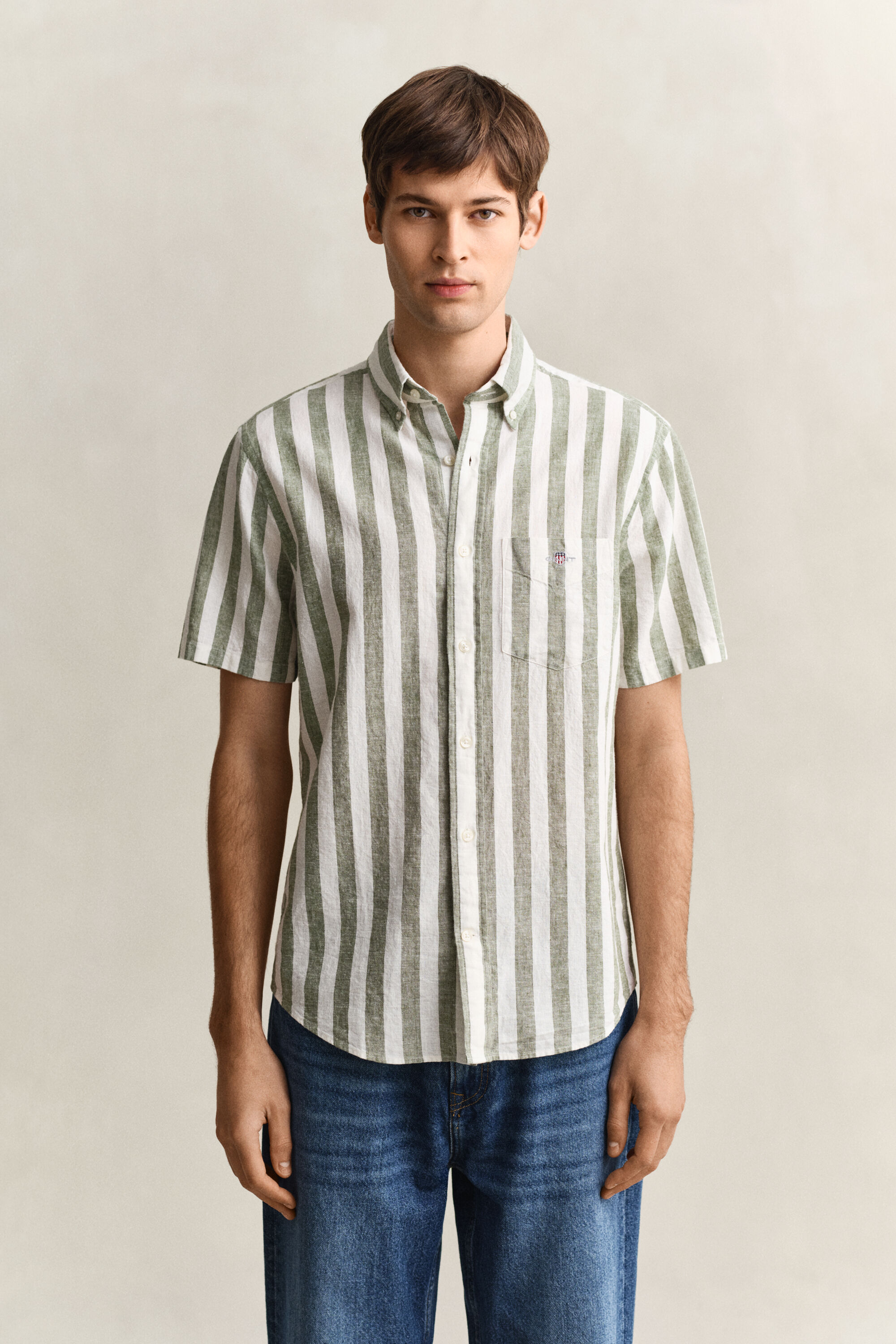 Camicia a maniche corte a righe in misto lino